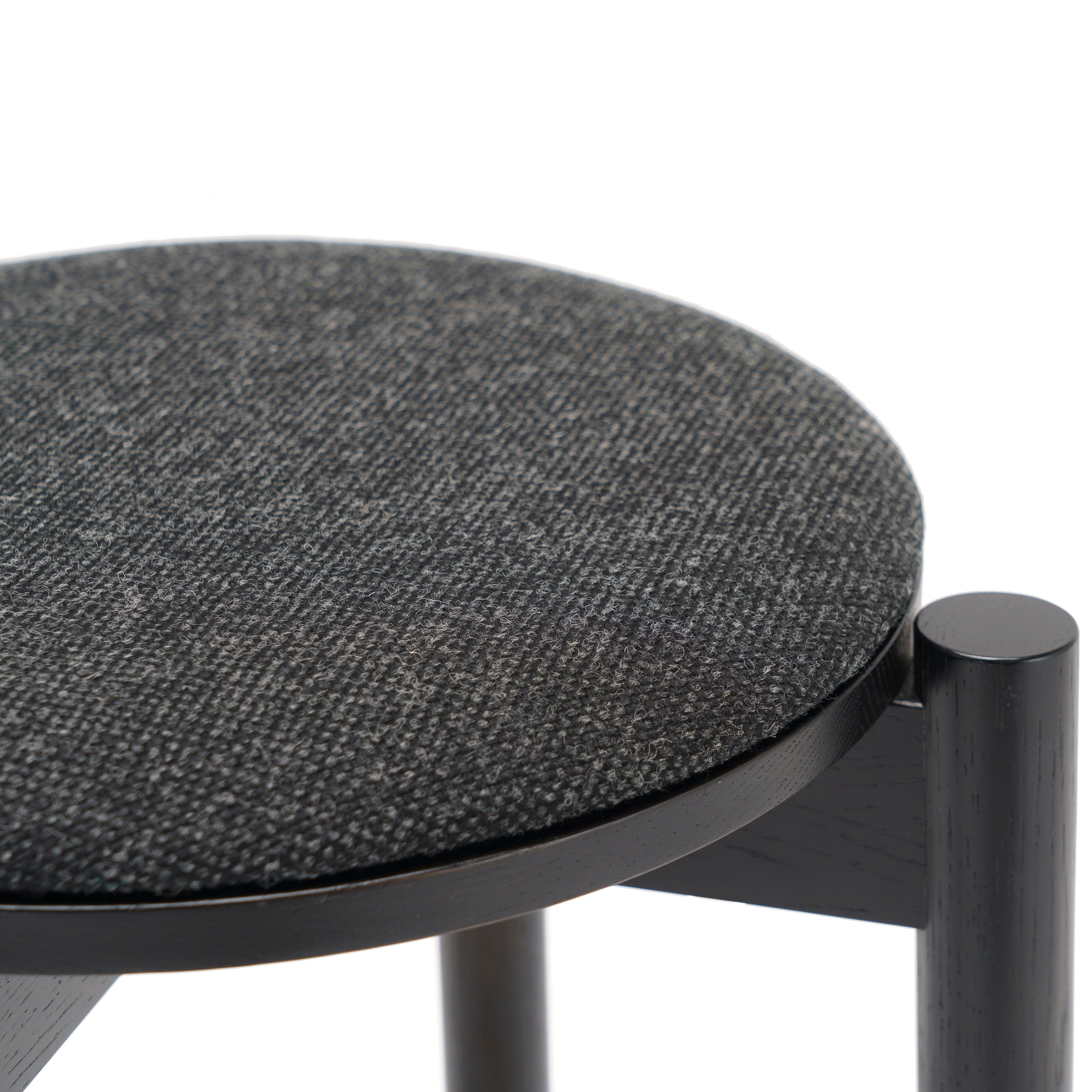 Castor Stool Plus with Pad