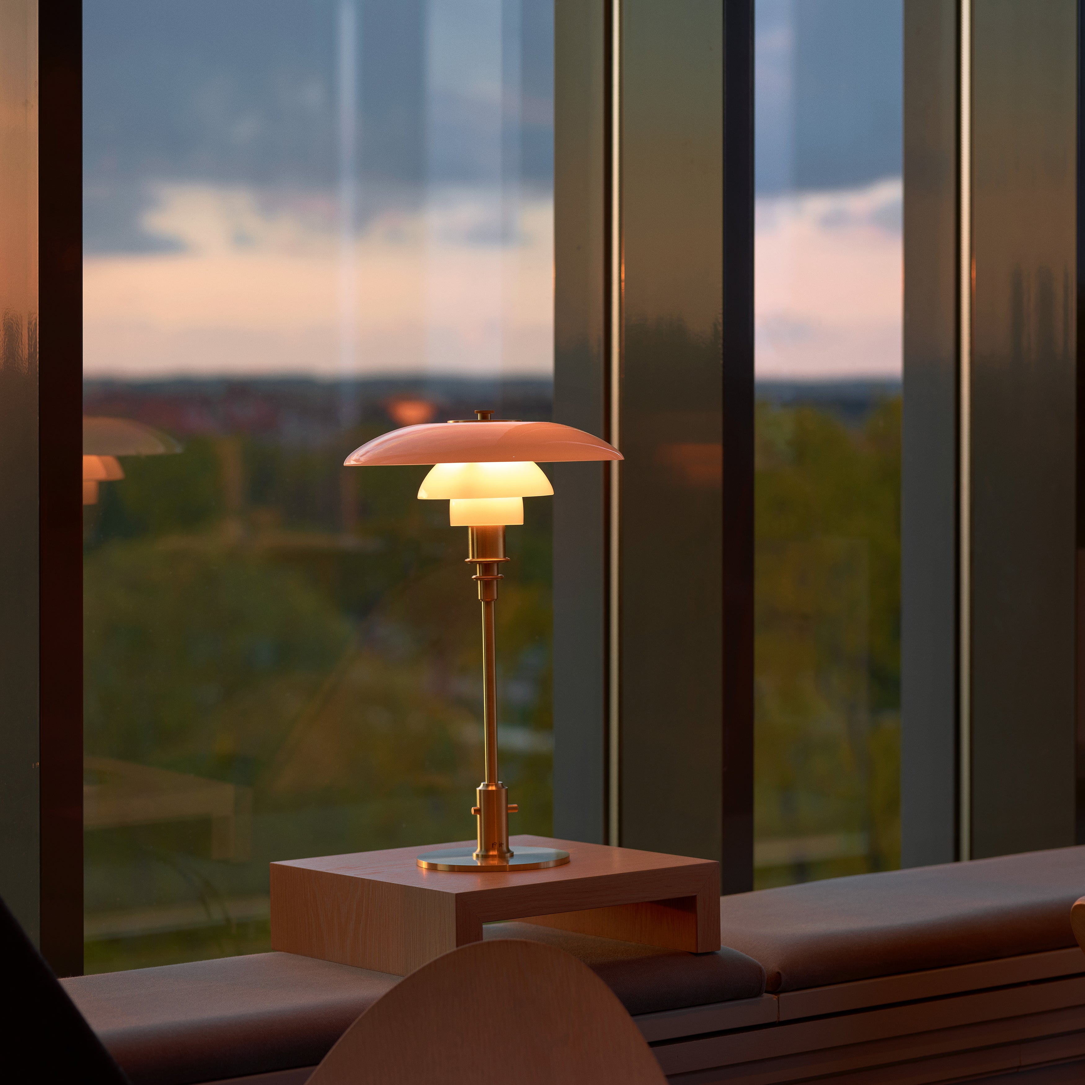 PH 3/2 Table Lamp: LS