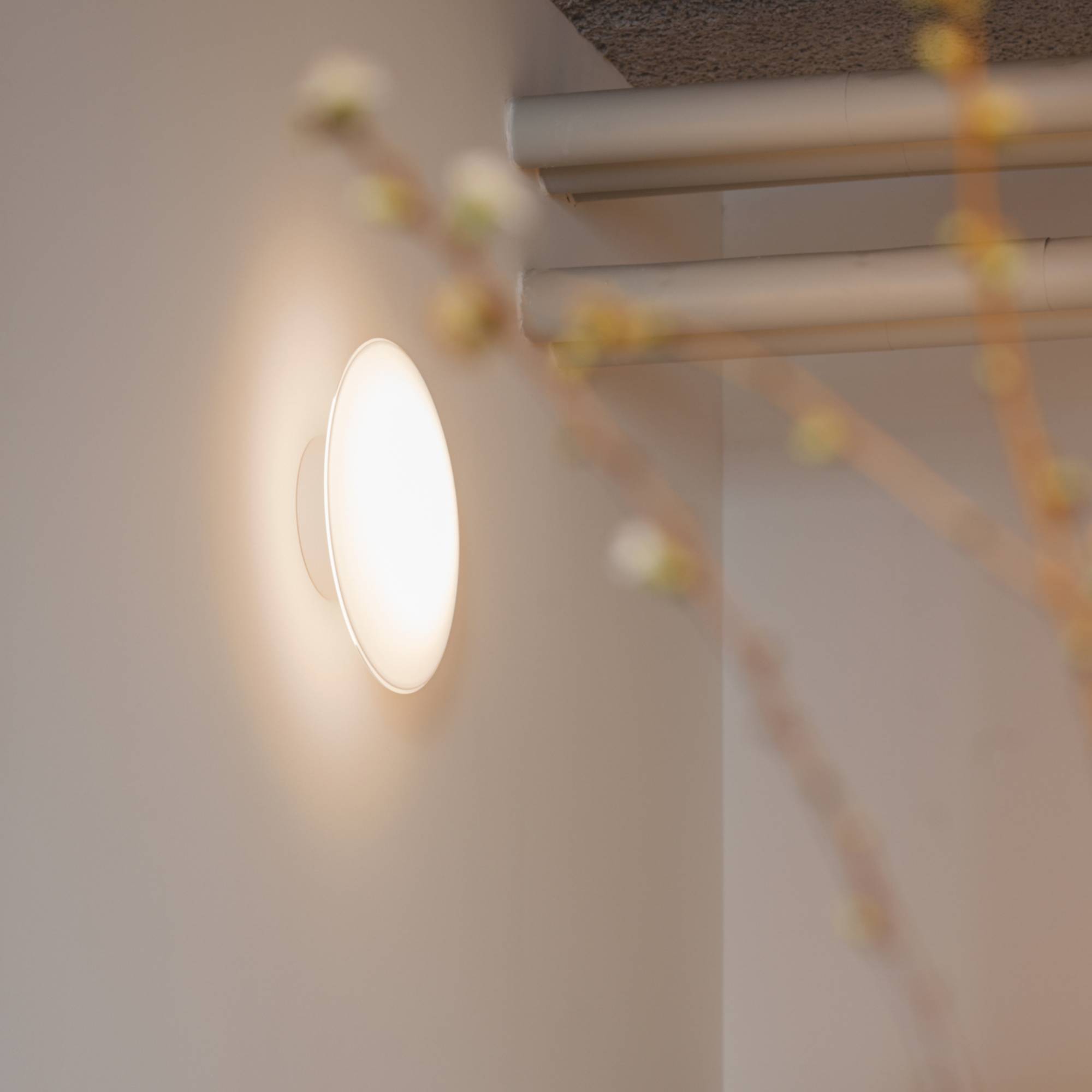 AJ Eklipta Wall Lamp