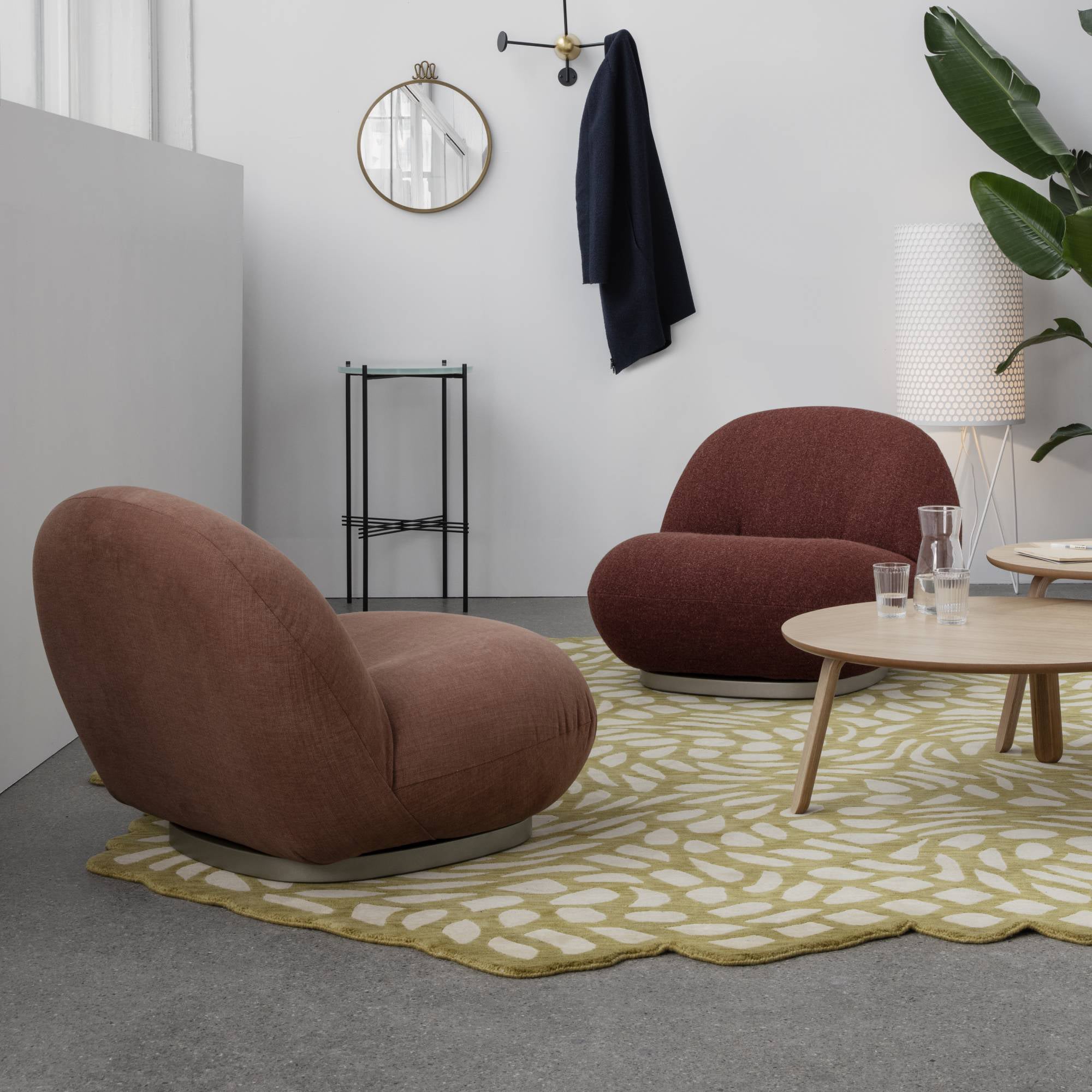 Pacha Lounge Chair: LS