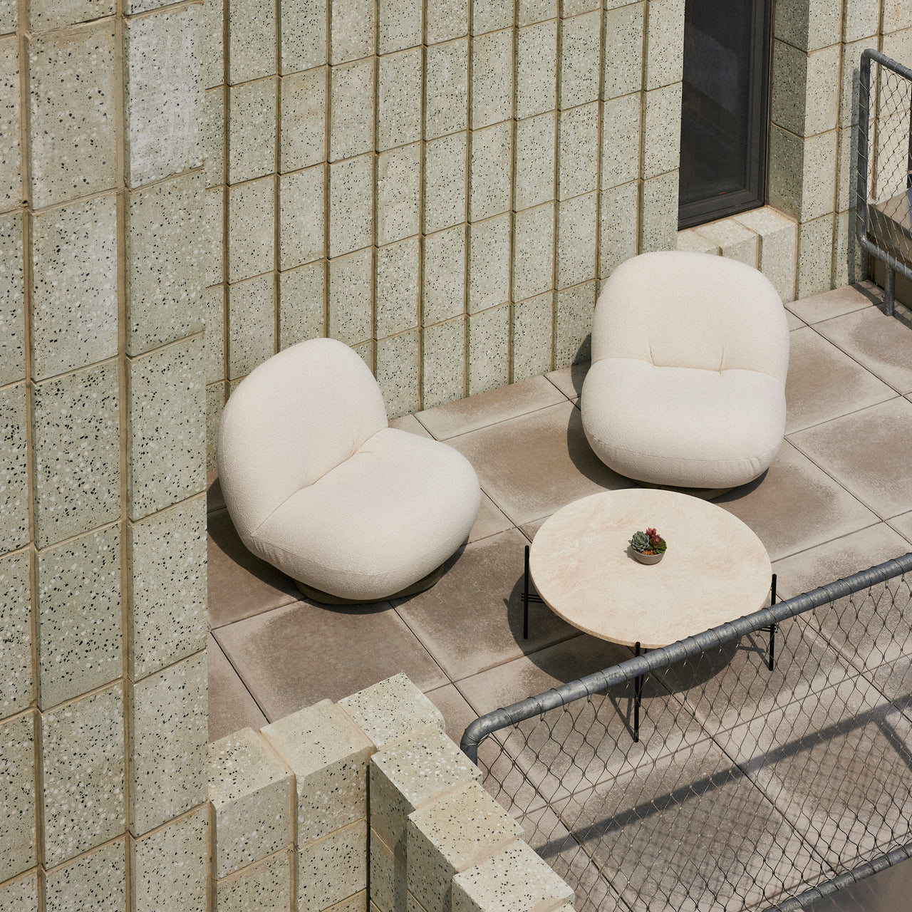 Pacha Lounge Chair: Swivel Base + Outdoor + LS