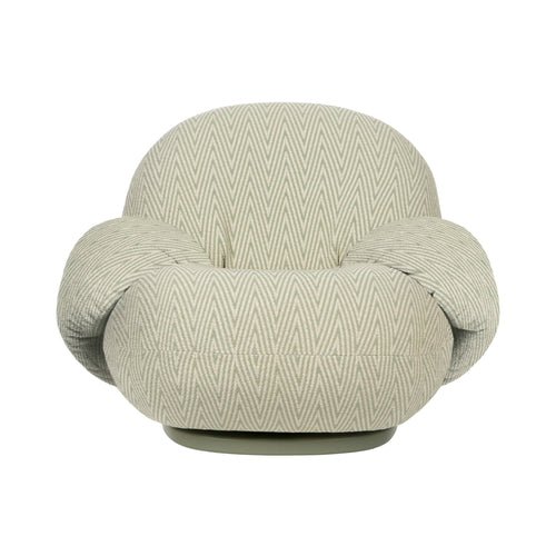 Pacha Outdoor Lounge Chair with Armrest: Swivel Base