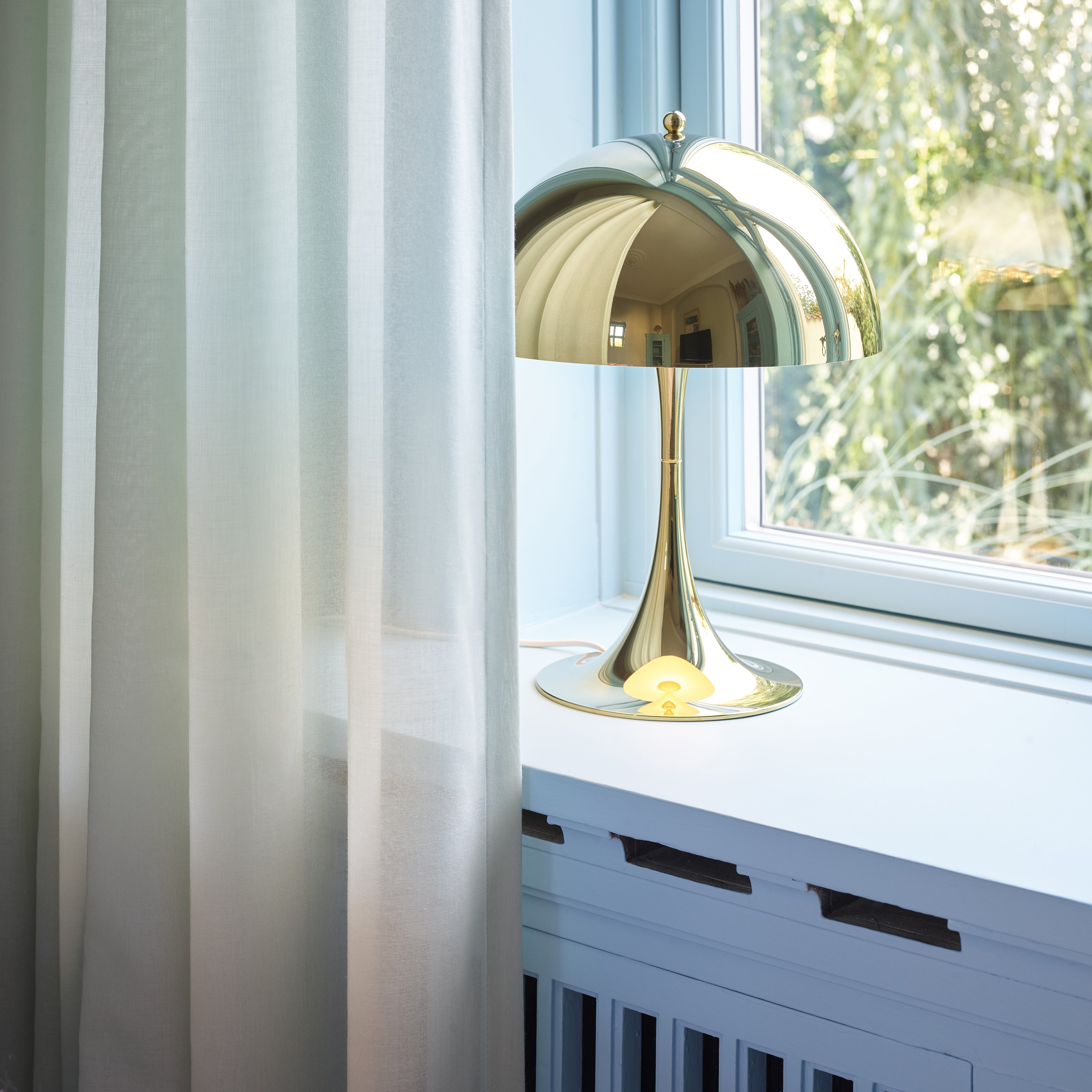 Panthella 320 Table Lamp