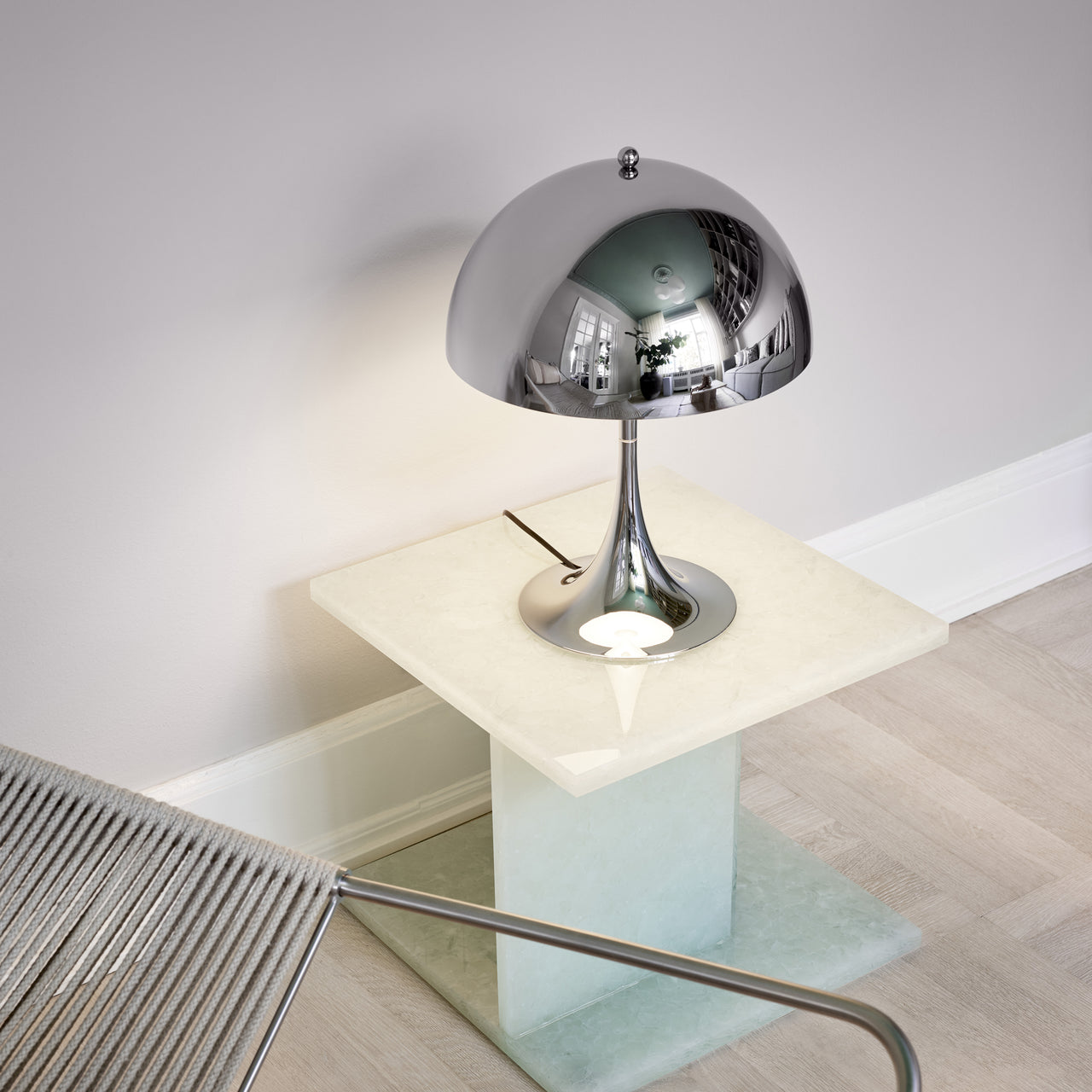 Panthella 320 Table Lamp