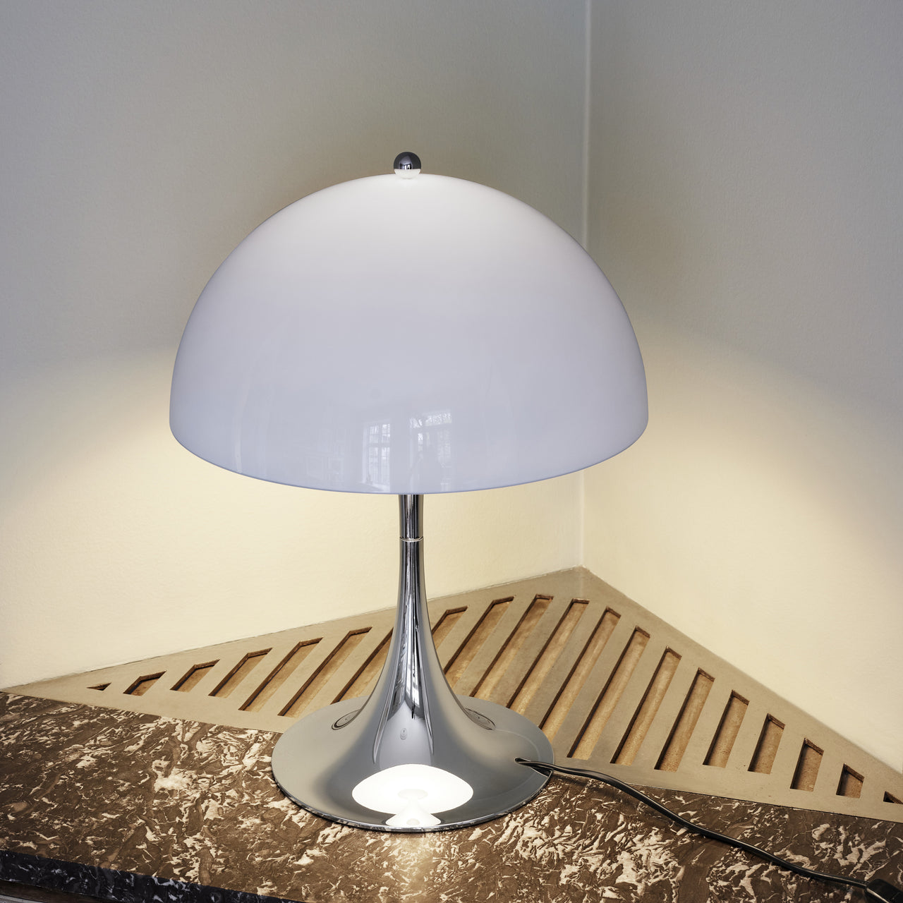 Panthella 320 Table Lamp