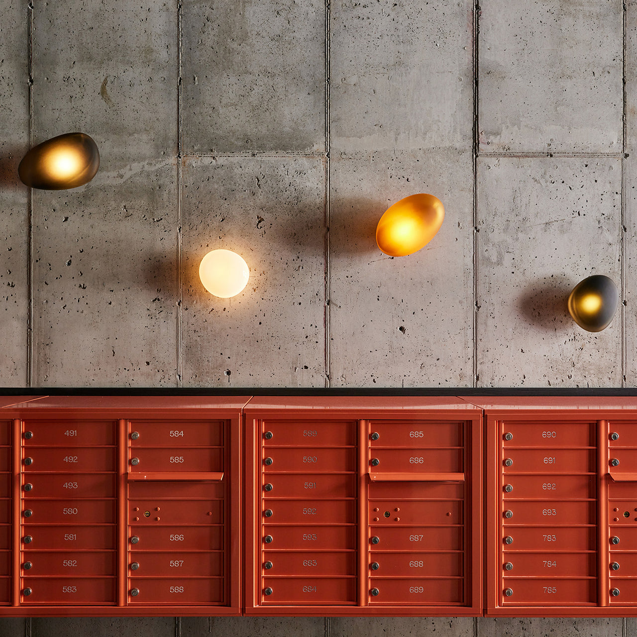 Pebble Ceiling/Wall Light: LS