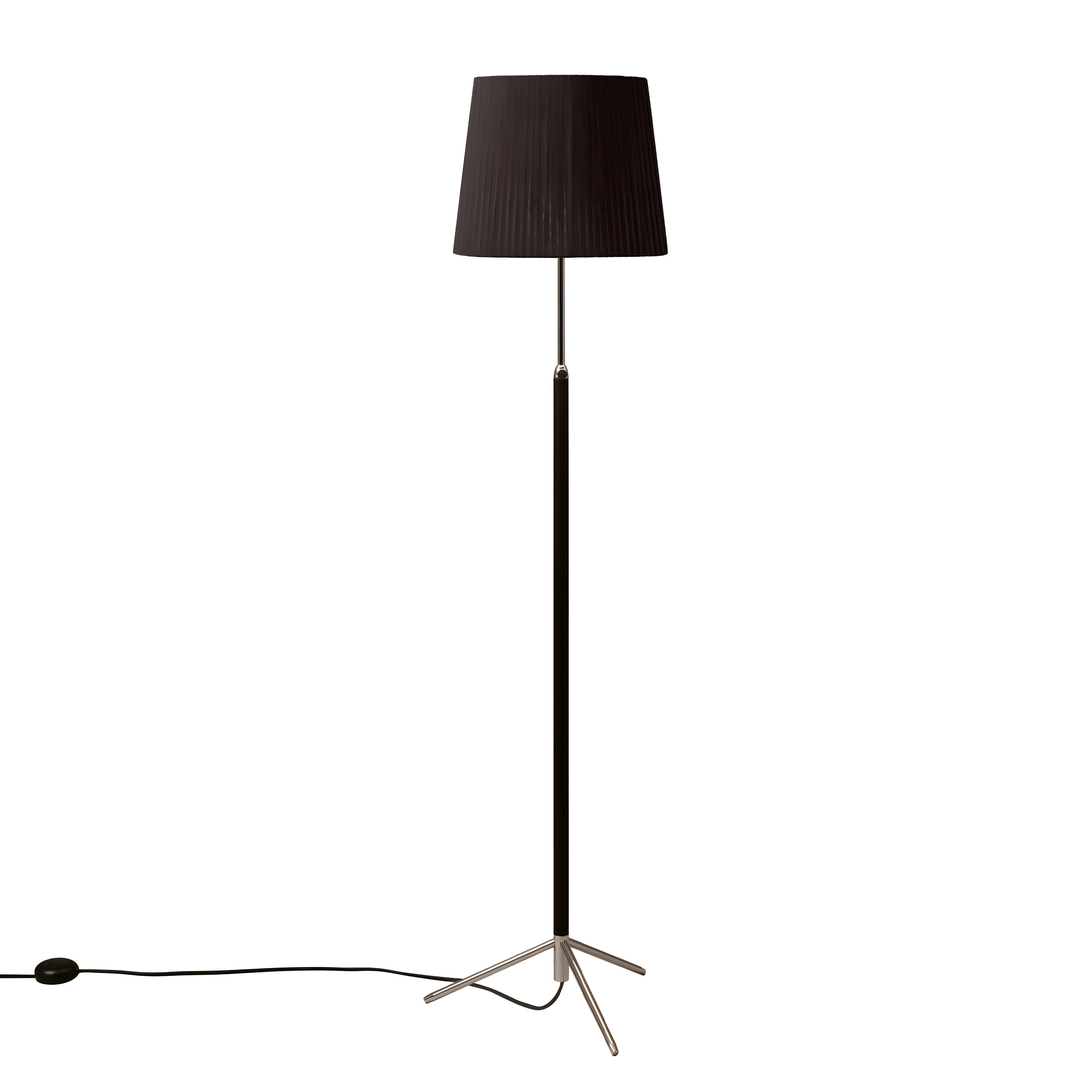 Pie de Salón Floor Lamp: G3 + Chrome-Plated + Black