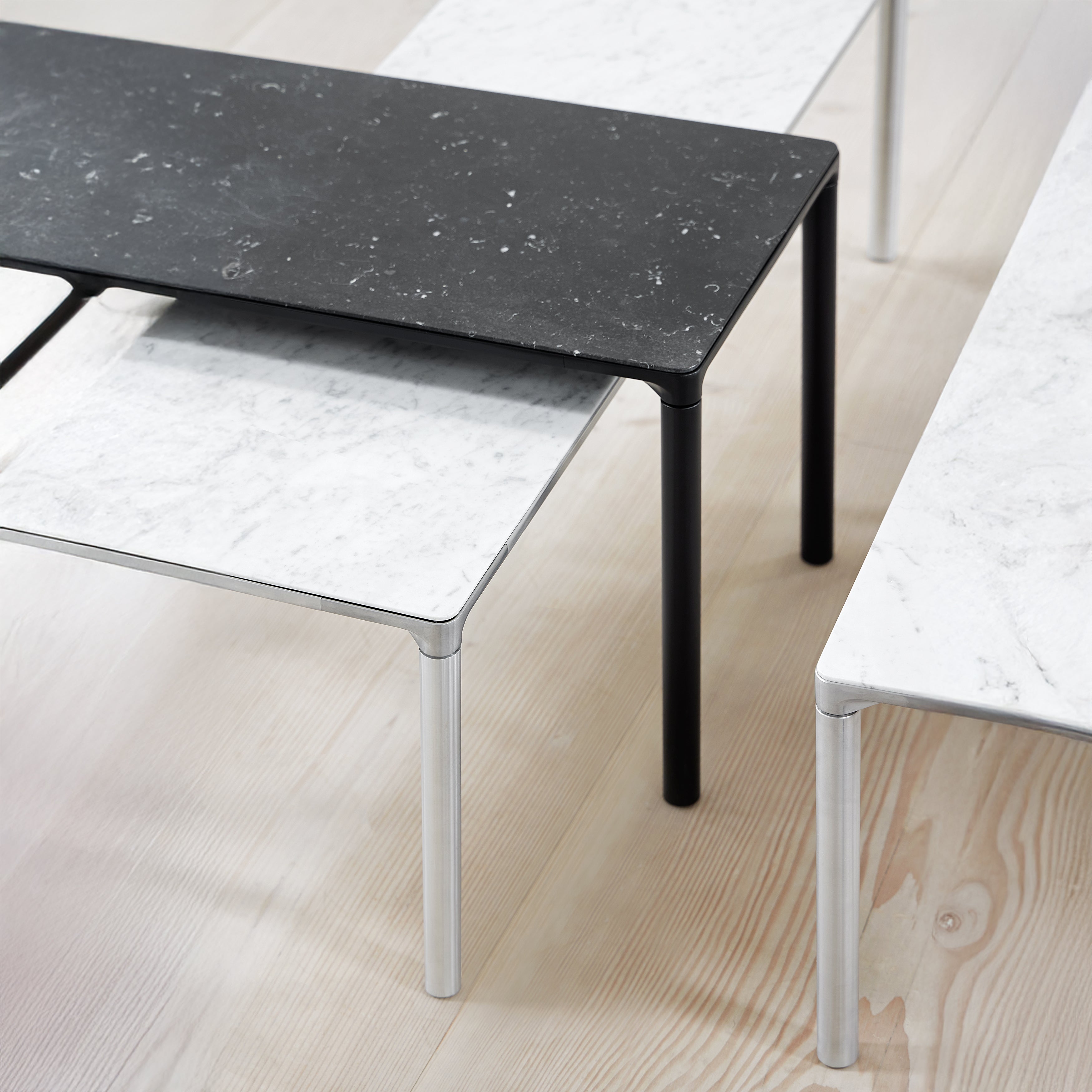 Piloti Alu Table: Extra Large