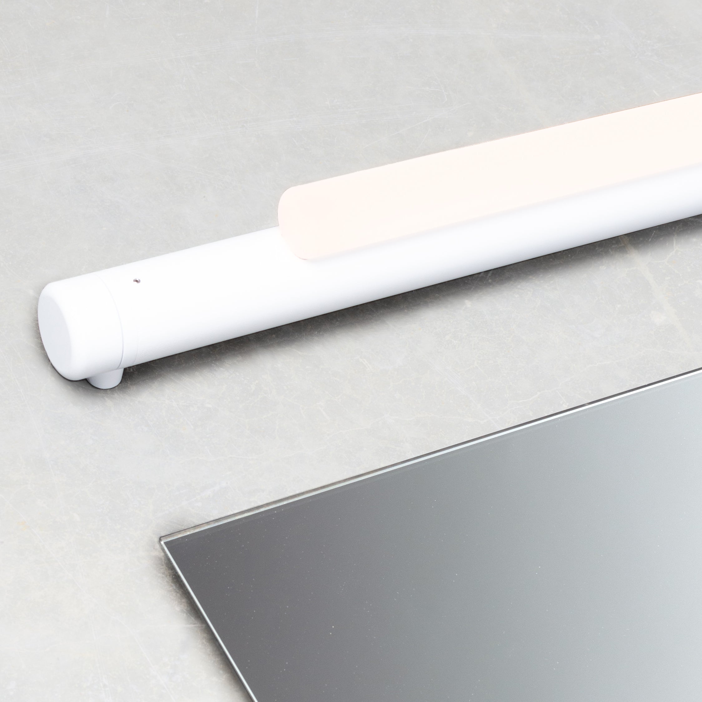 Pipeline CM2 Ceiling/Wall Light: DI