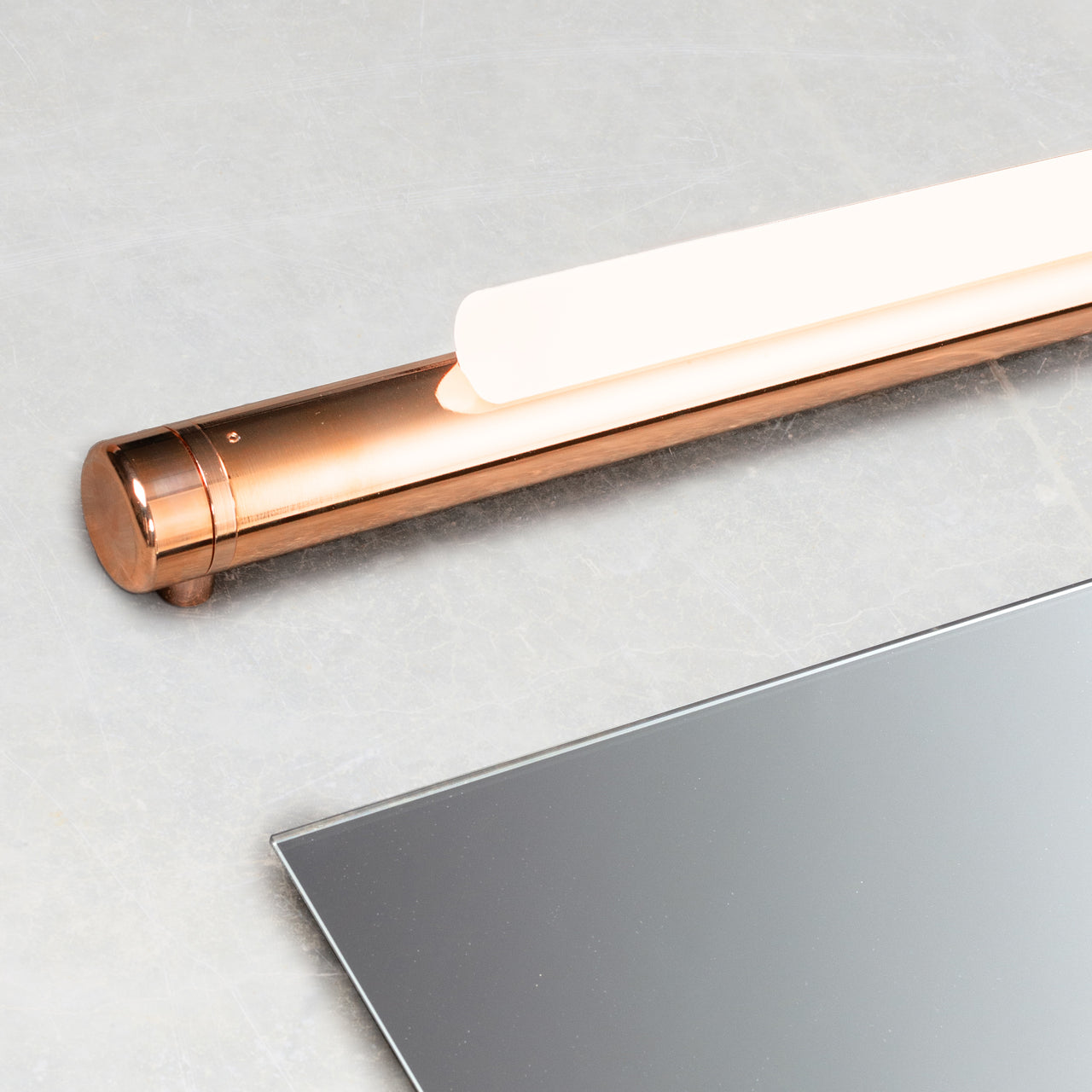Pipeline CM3 Ceiling/Wall Light: DI