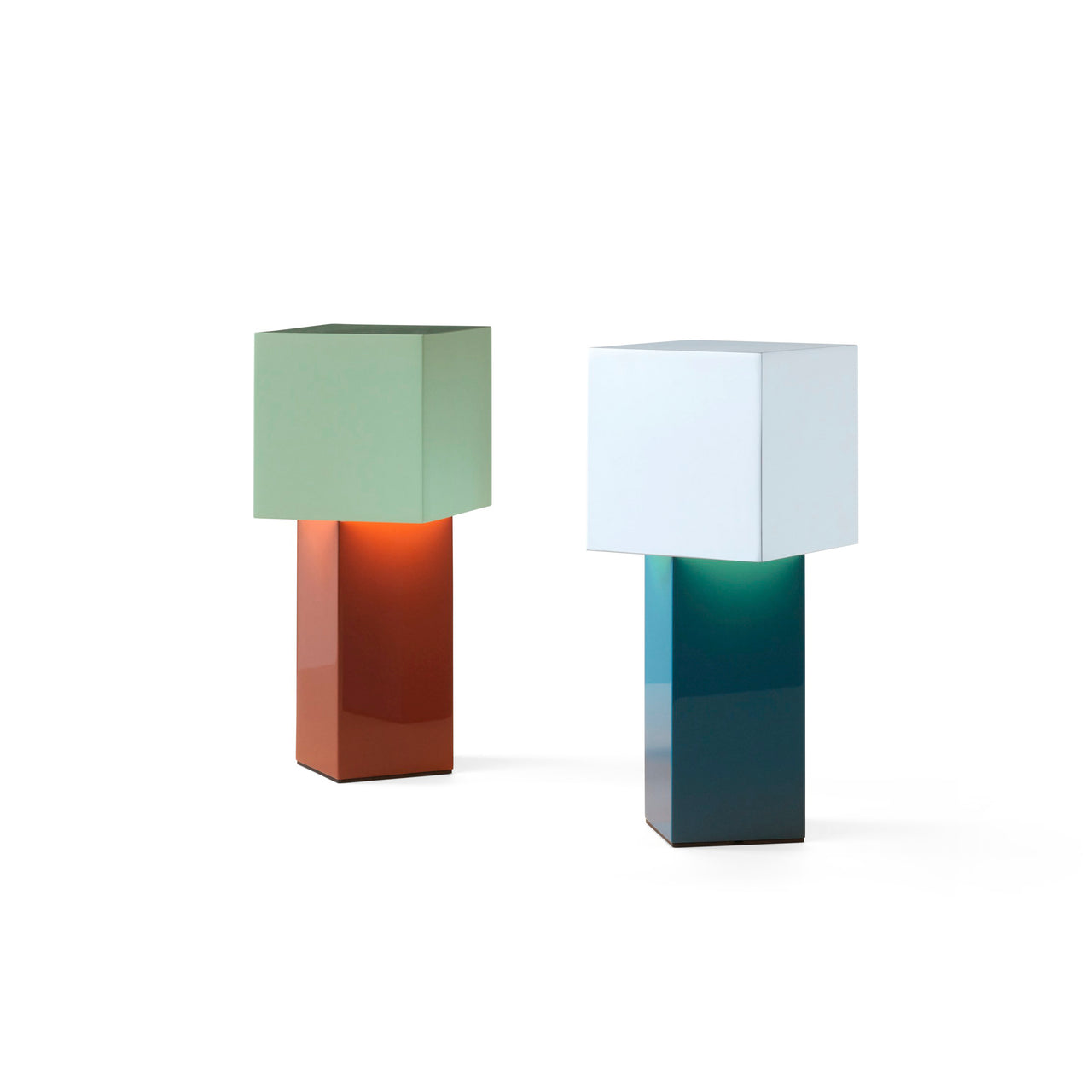 Pivot ATD7 Portable Table Lamp