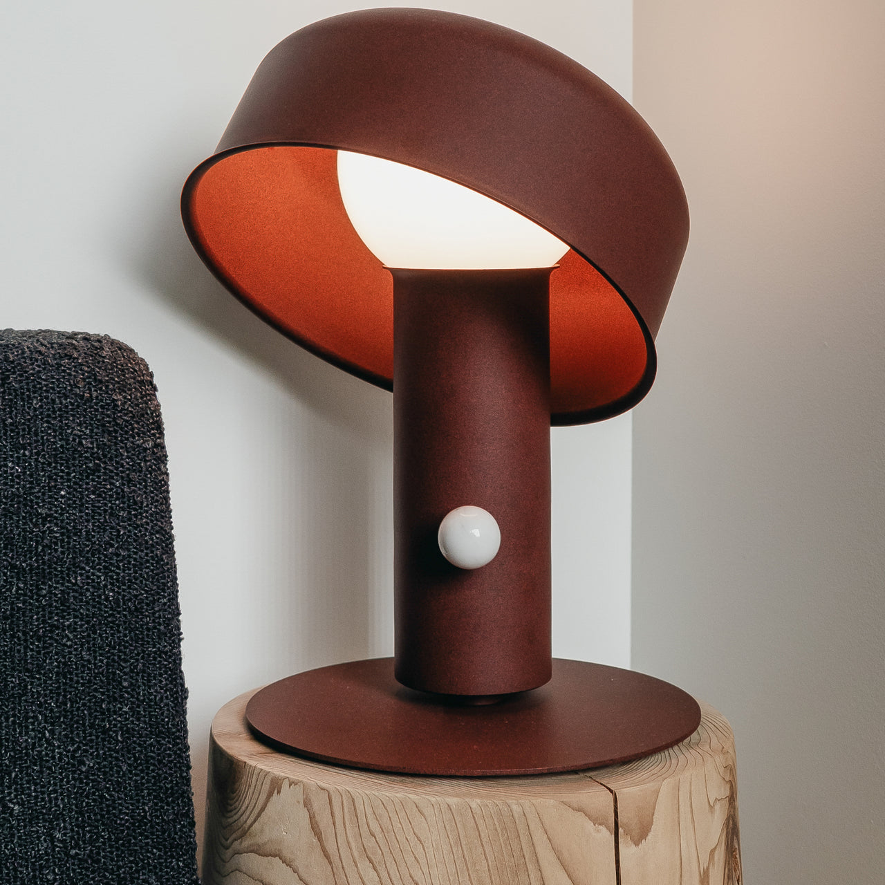 Pivot Table Lamp: LS