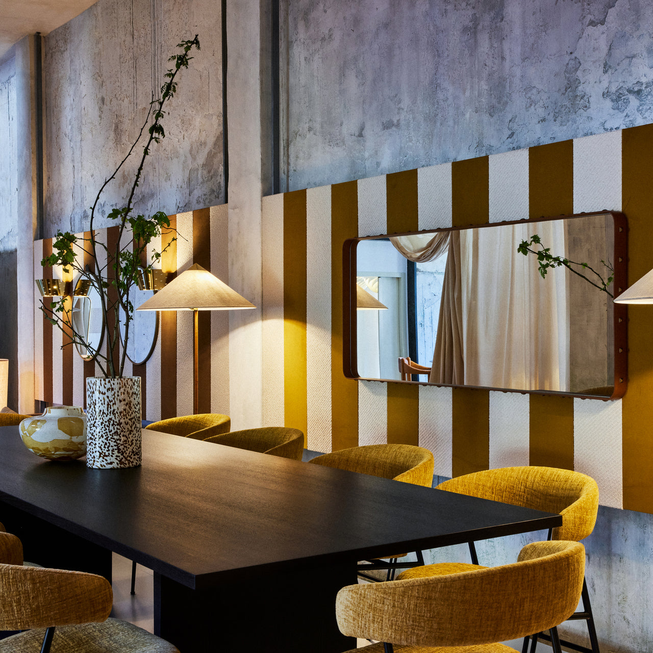 Private Dining Table: LS