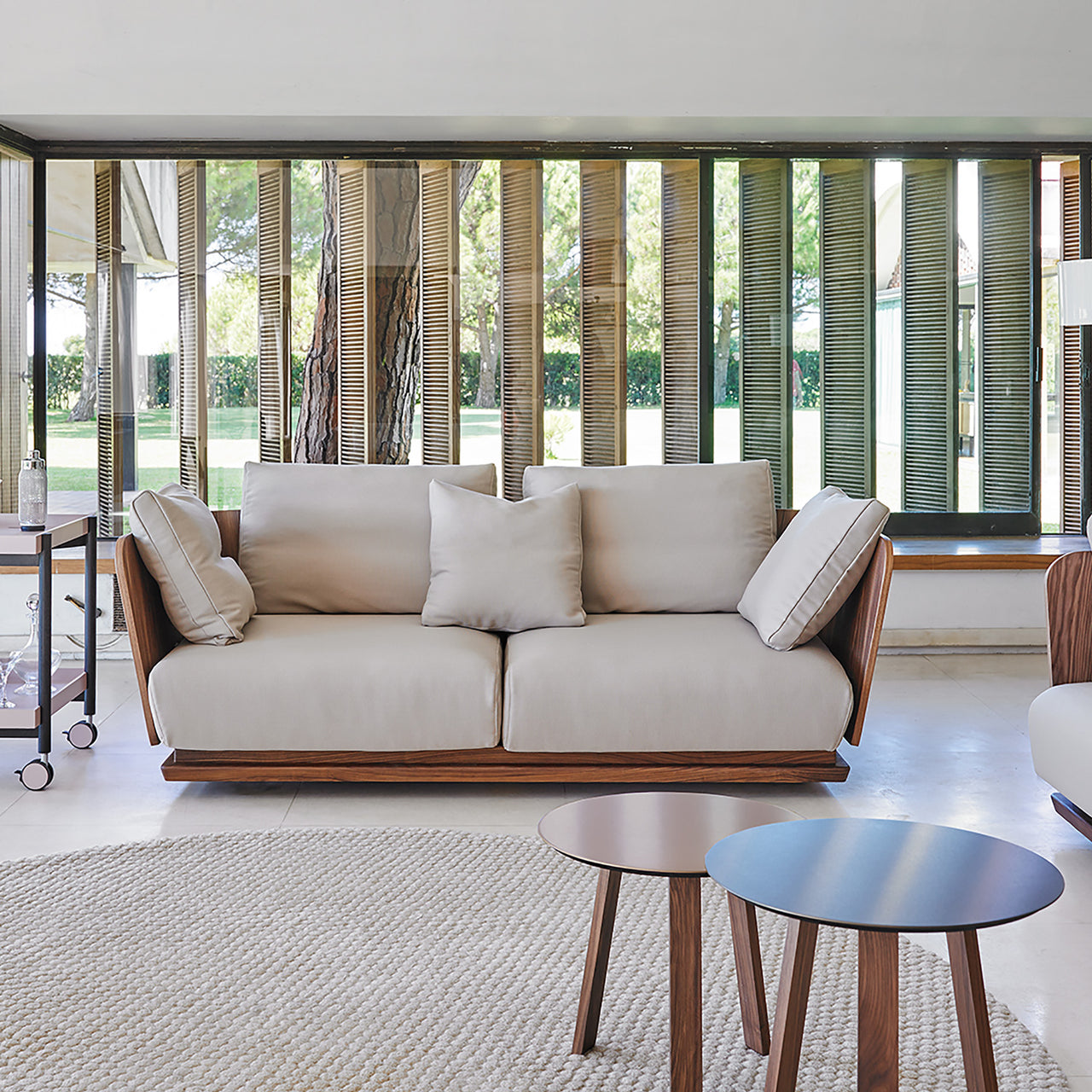 Amor Cortese Sofa: 2 Seater