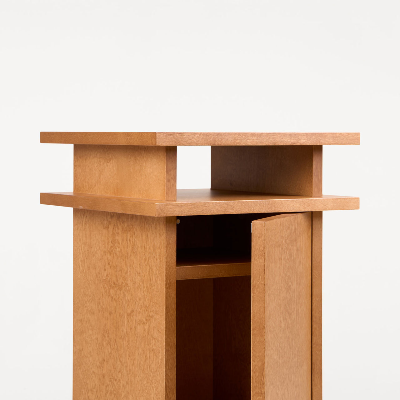 Ratio Side Table: DI