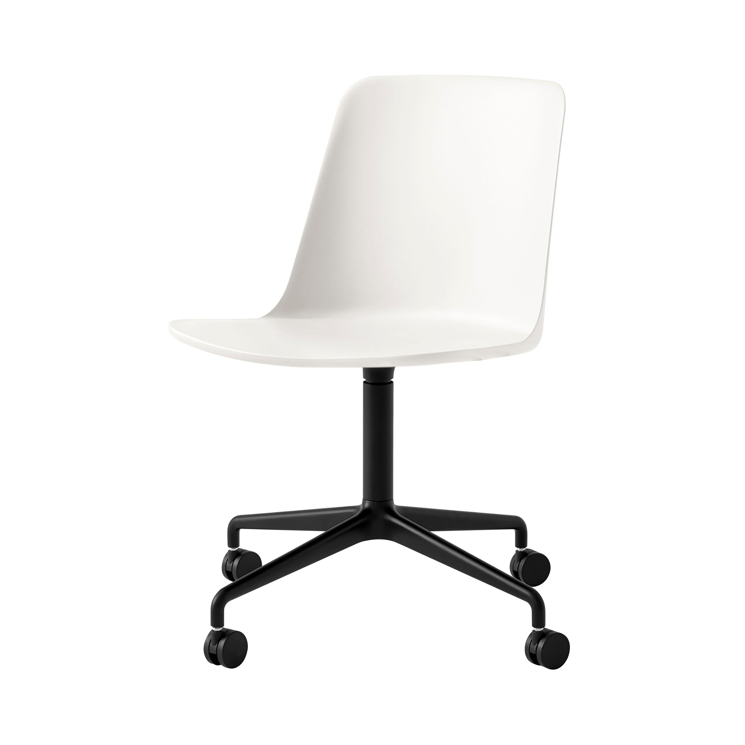 Rely Chair HW21: White + Black