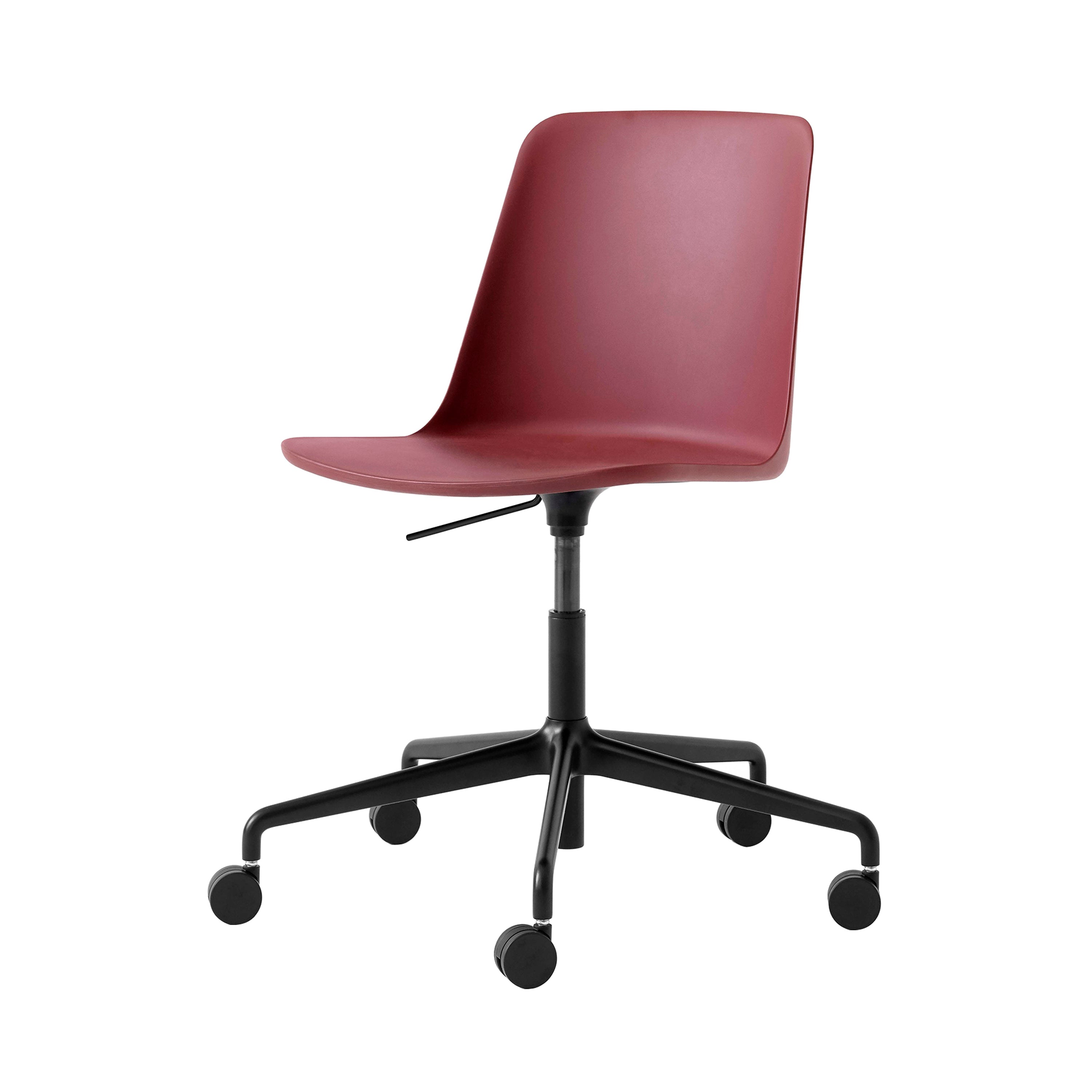 Rely Chair: HW28 + Red Brown + Black