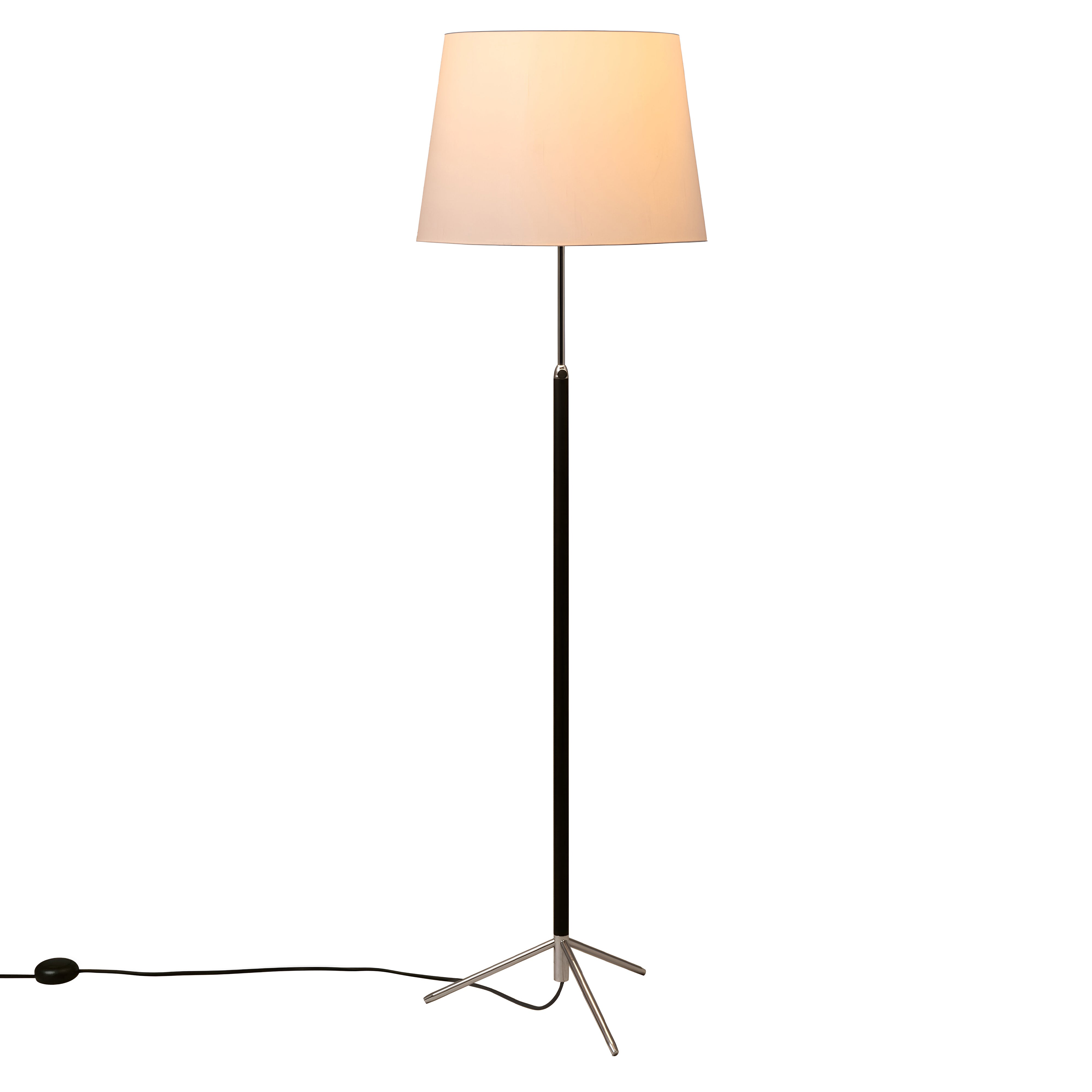 Pie de Salón Floor Lamp: G1 + Chrome-Plated + White Linen