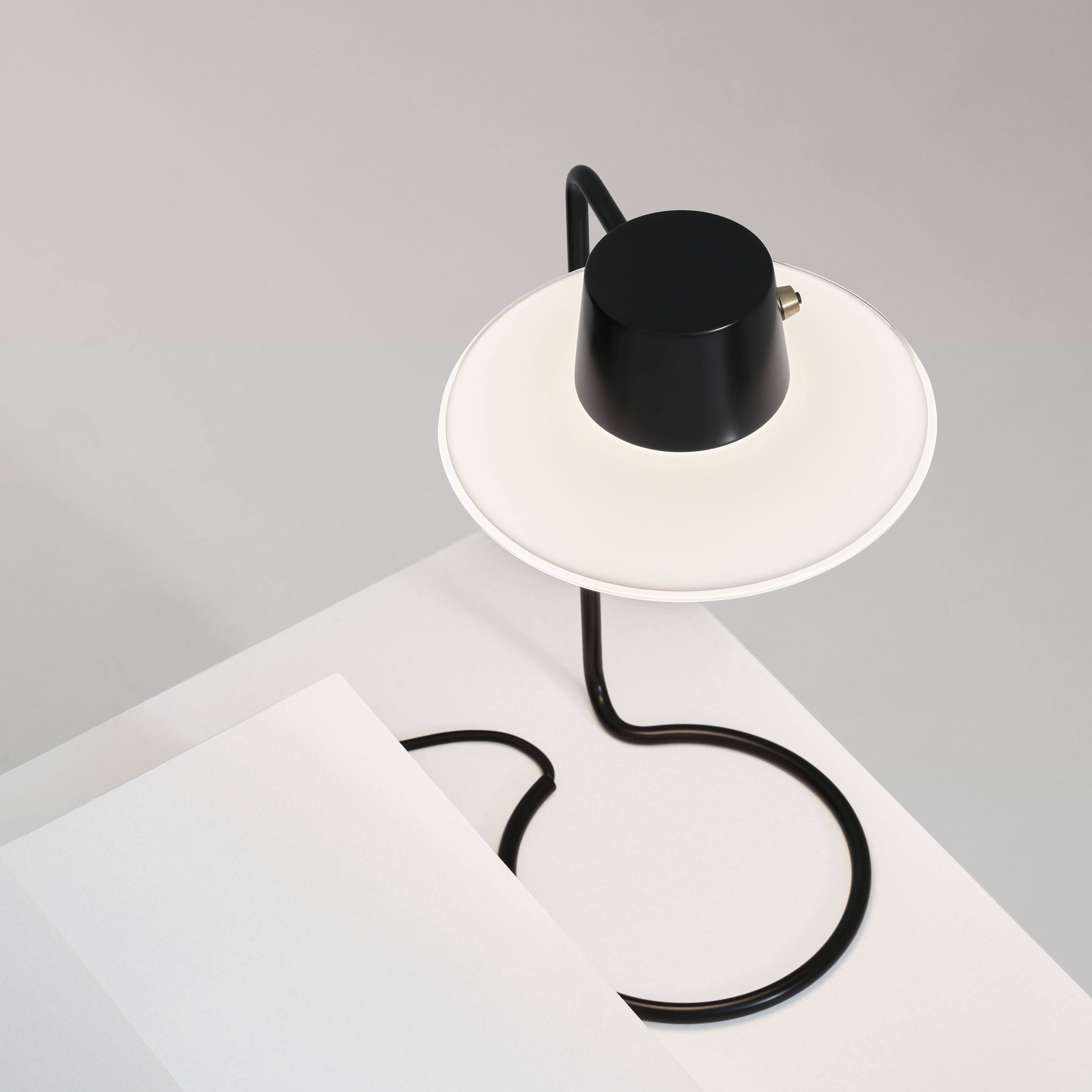 AJ Oxford Table Lamp