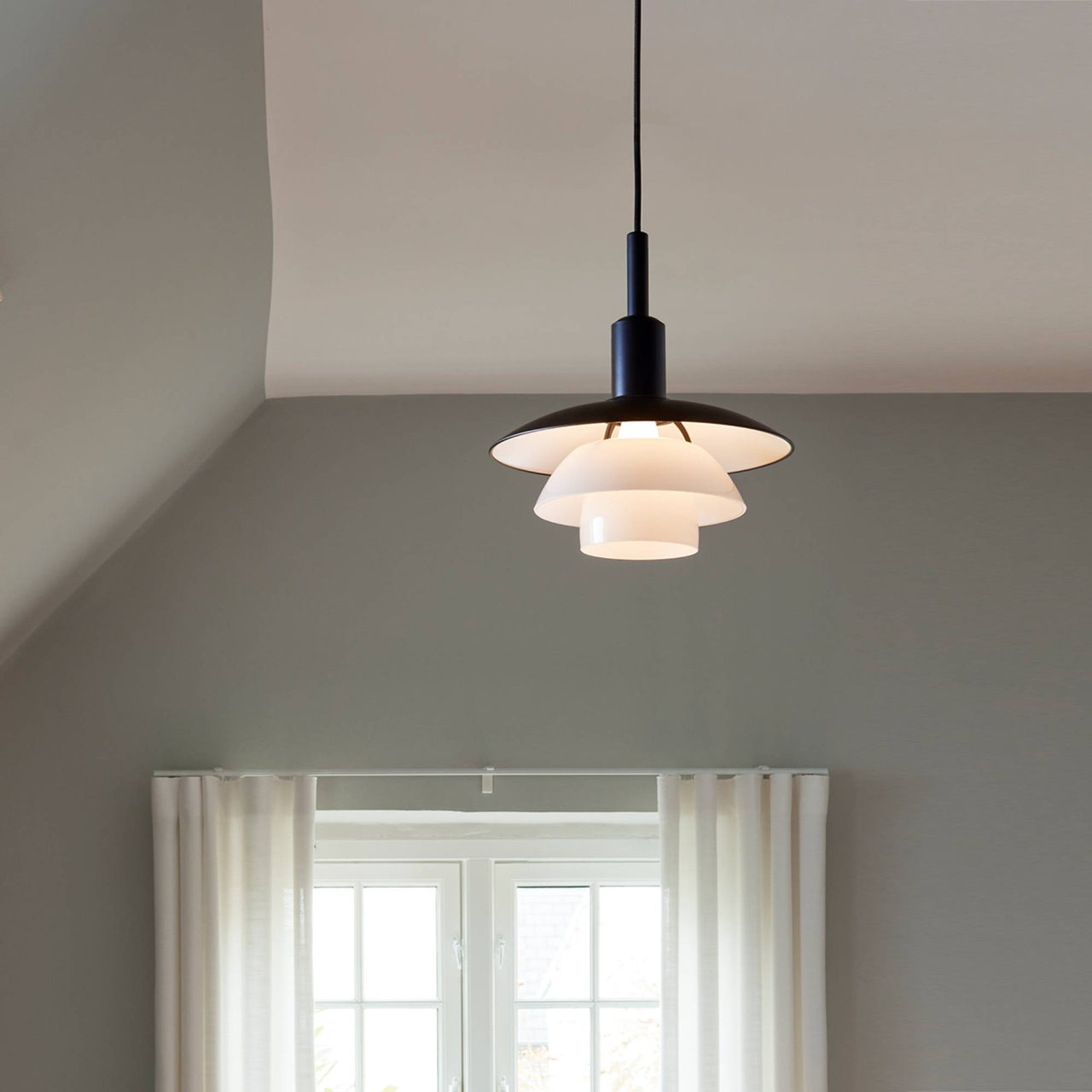 PH 3½-3 Glass Pendant
