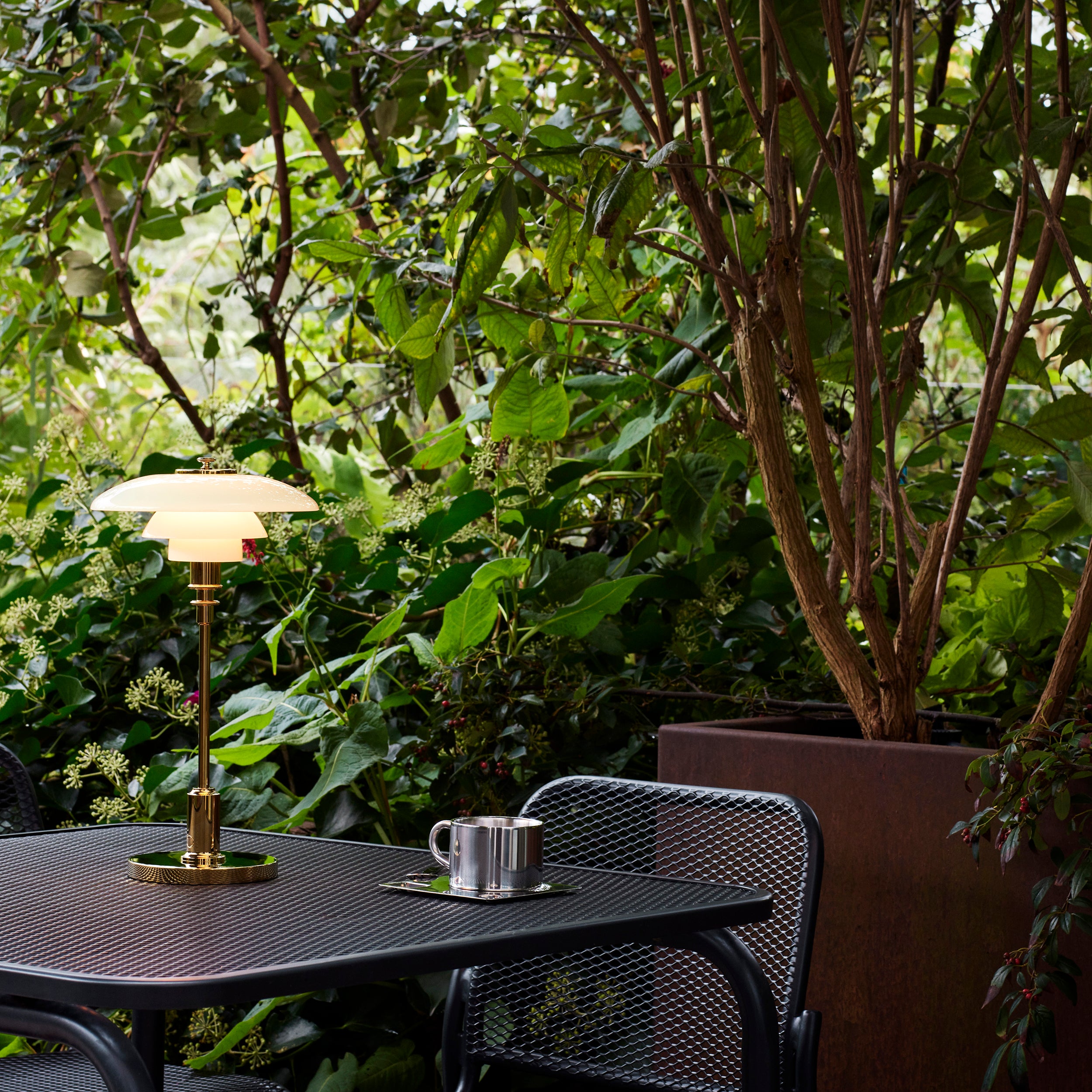 PH 2/1 Portable Lamp