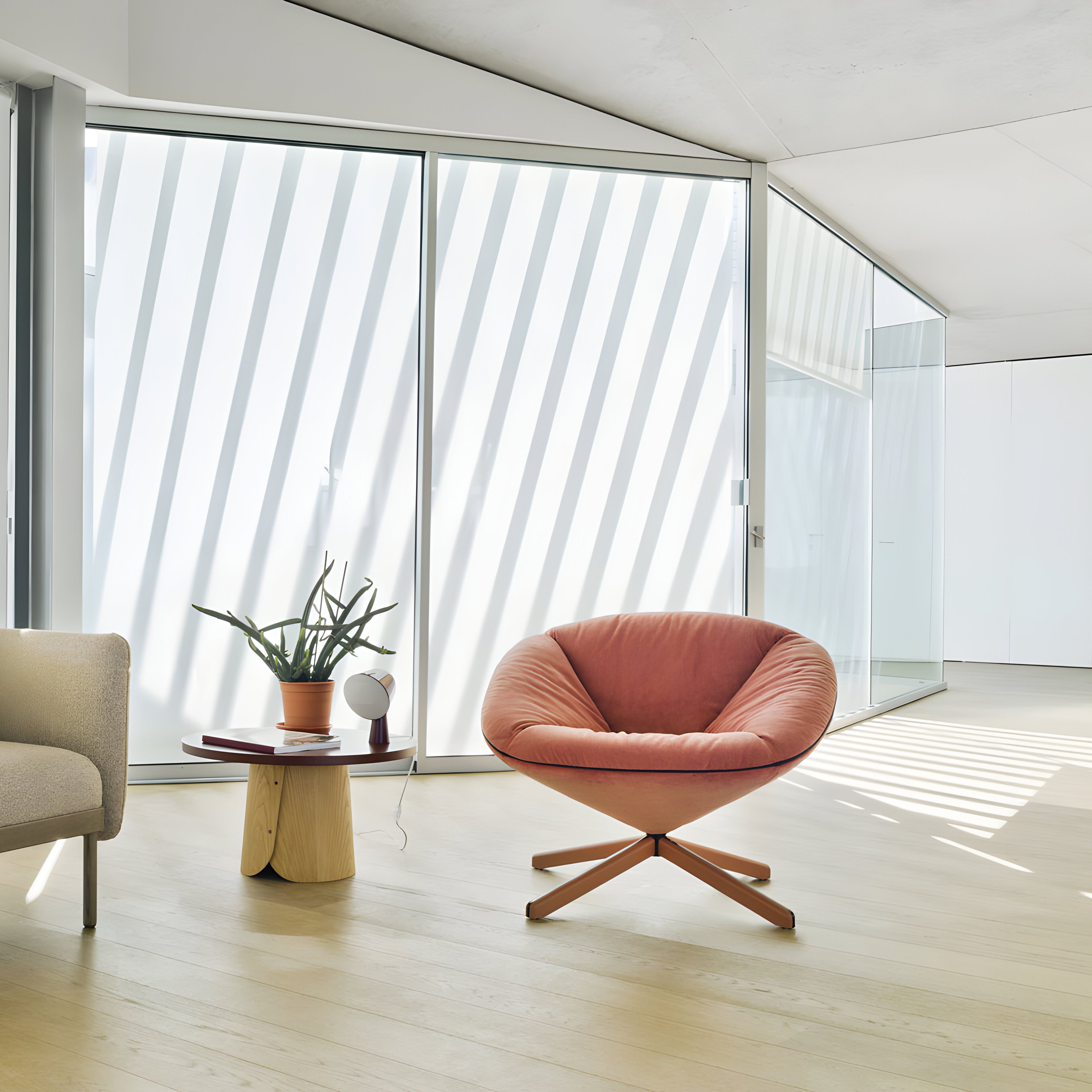 Tortuga Lounge Chair