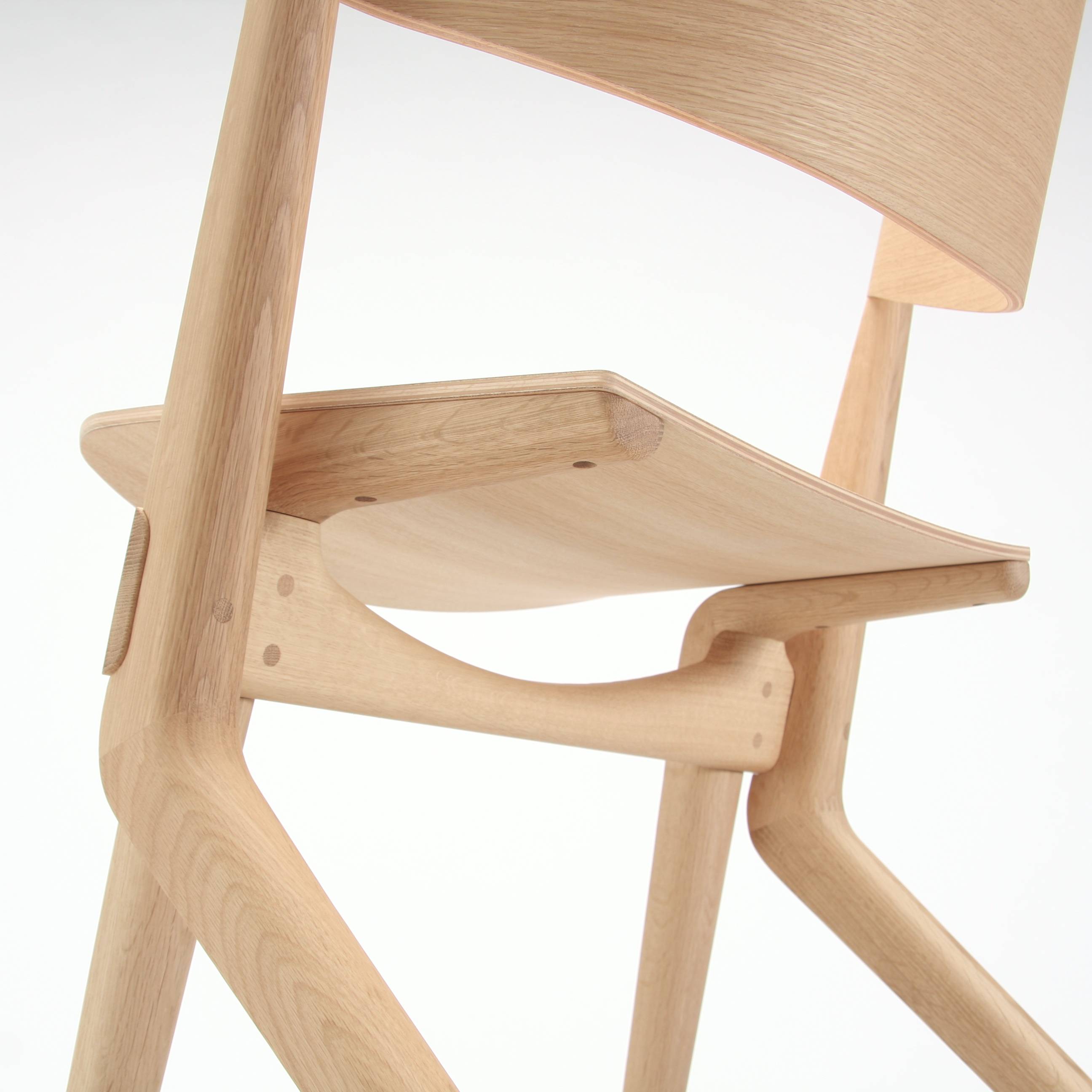 Scout Chair: DI