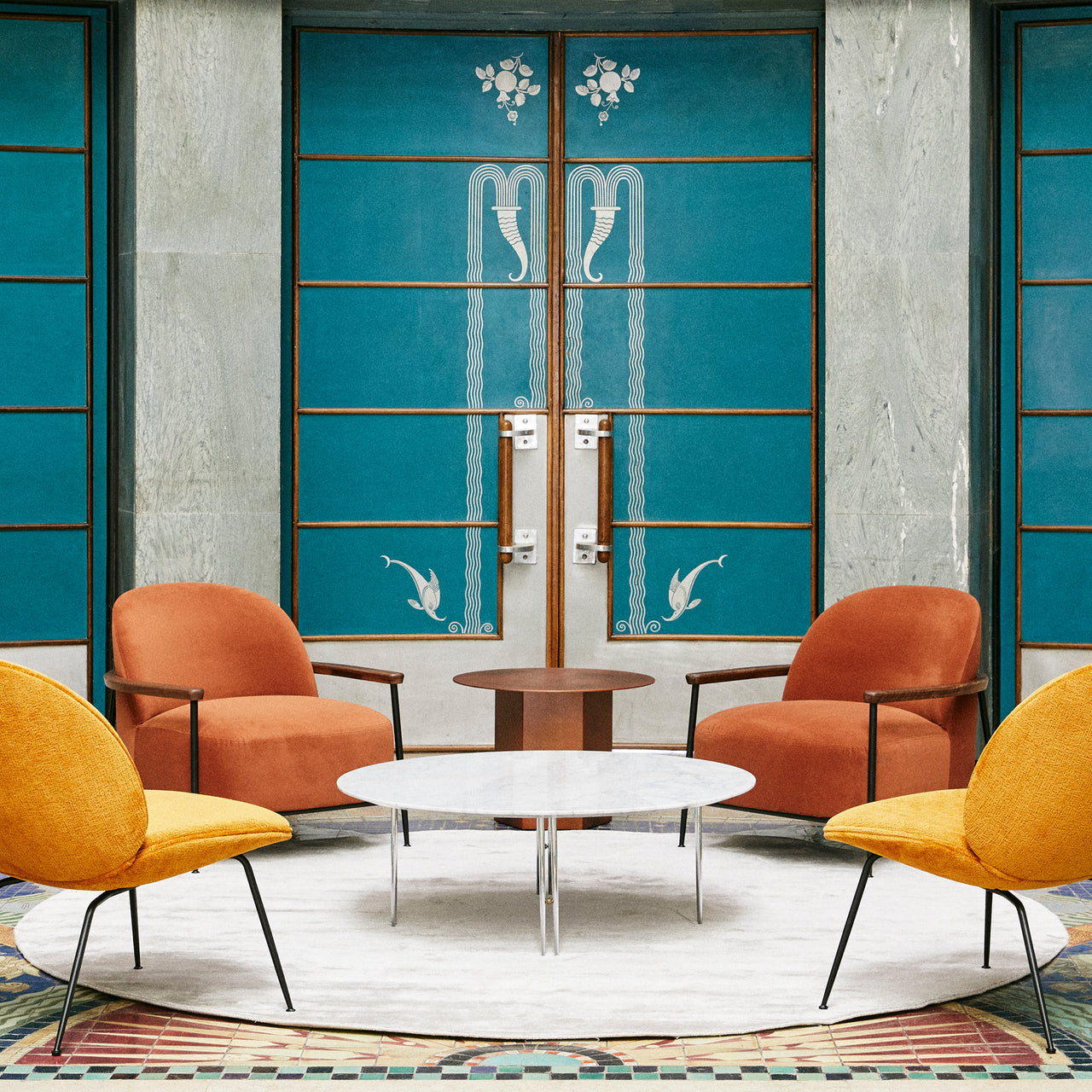 Sejour Lounge Chair with Armrests: LS