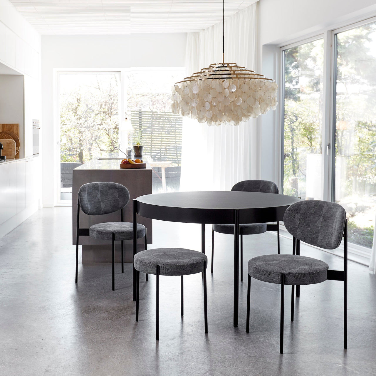 Series 430 Chair: Stacking