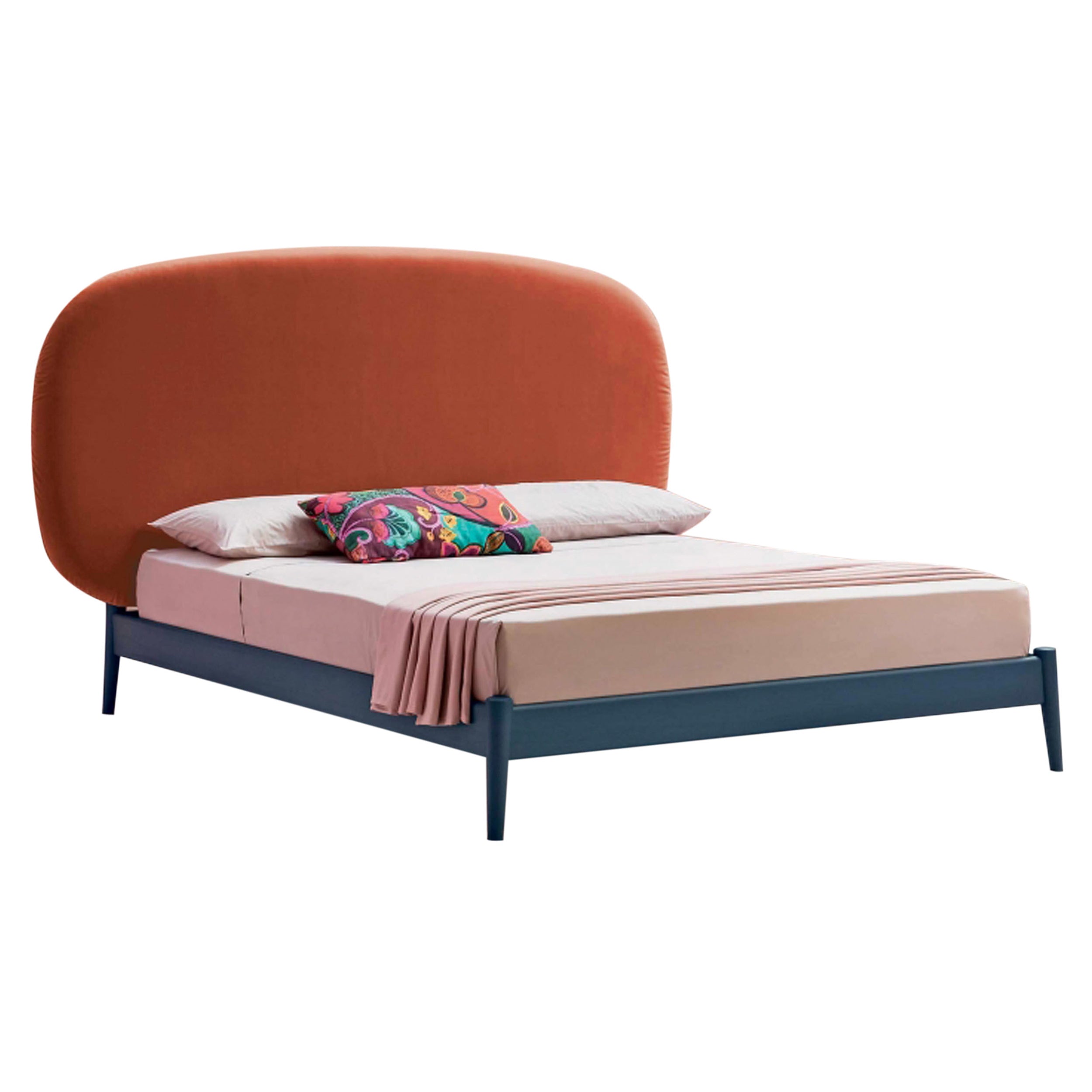 Shiko Magnum Bed: Large - 92.9