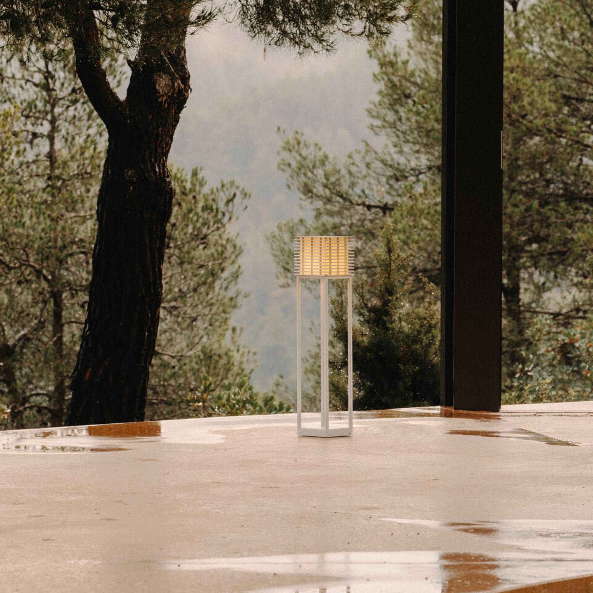 Shiro Alta Floor Lamp