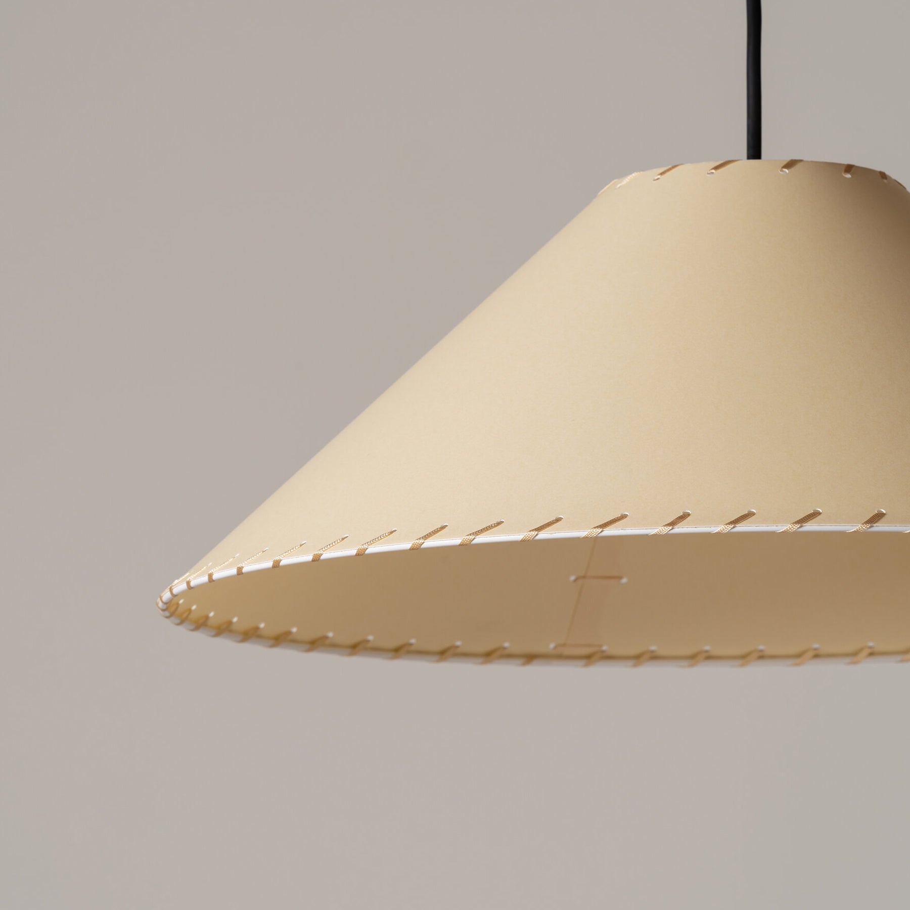 Sísísí Cónicas Planas MT4 Pendant Lamp