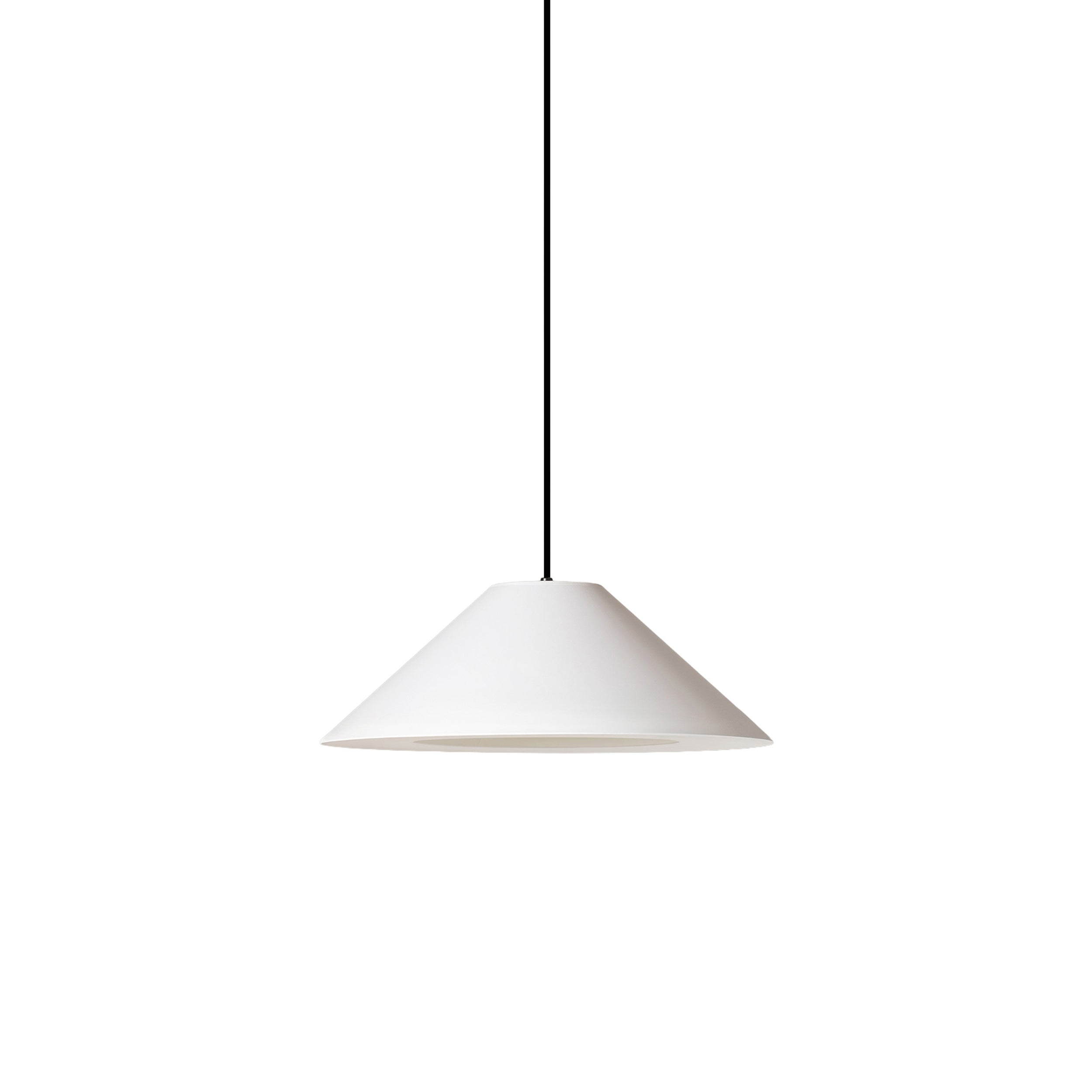 Sísísí Cónicas Planas MT4 Pendant Lamp: White + Black