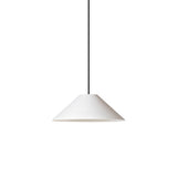 Sísísí Cónicas Planas MT4 Pendant Lamp: White + Black