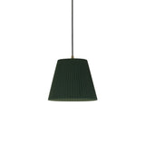 Sísísí Cónicas MT1 Pendant Lamp: Green + Black