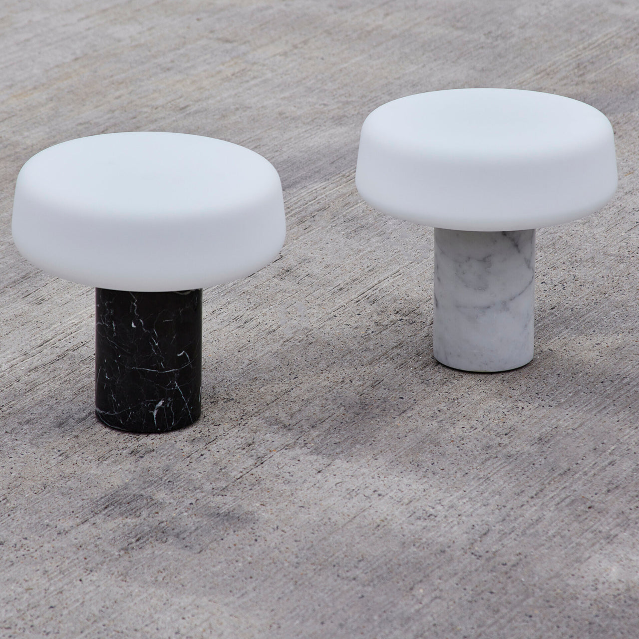 Solid Rechargeable Table Lamp: LS