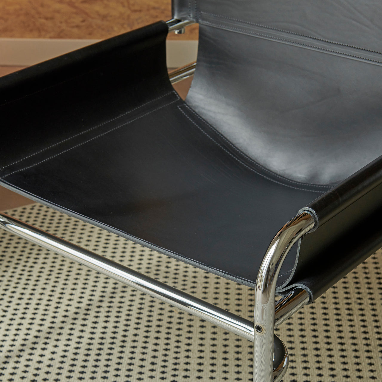 SZ14 Armchair: DI