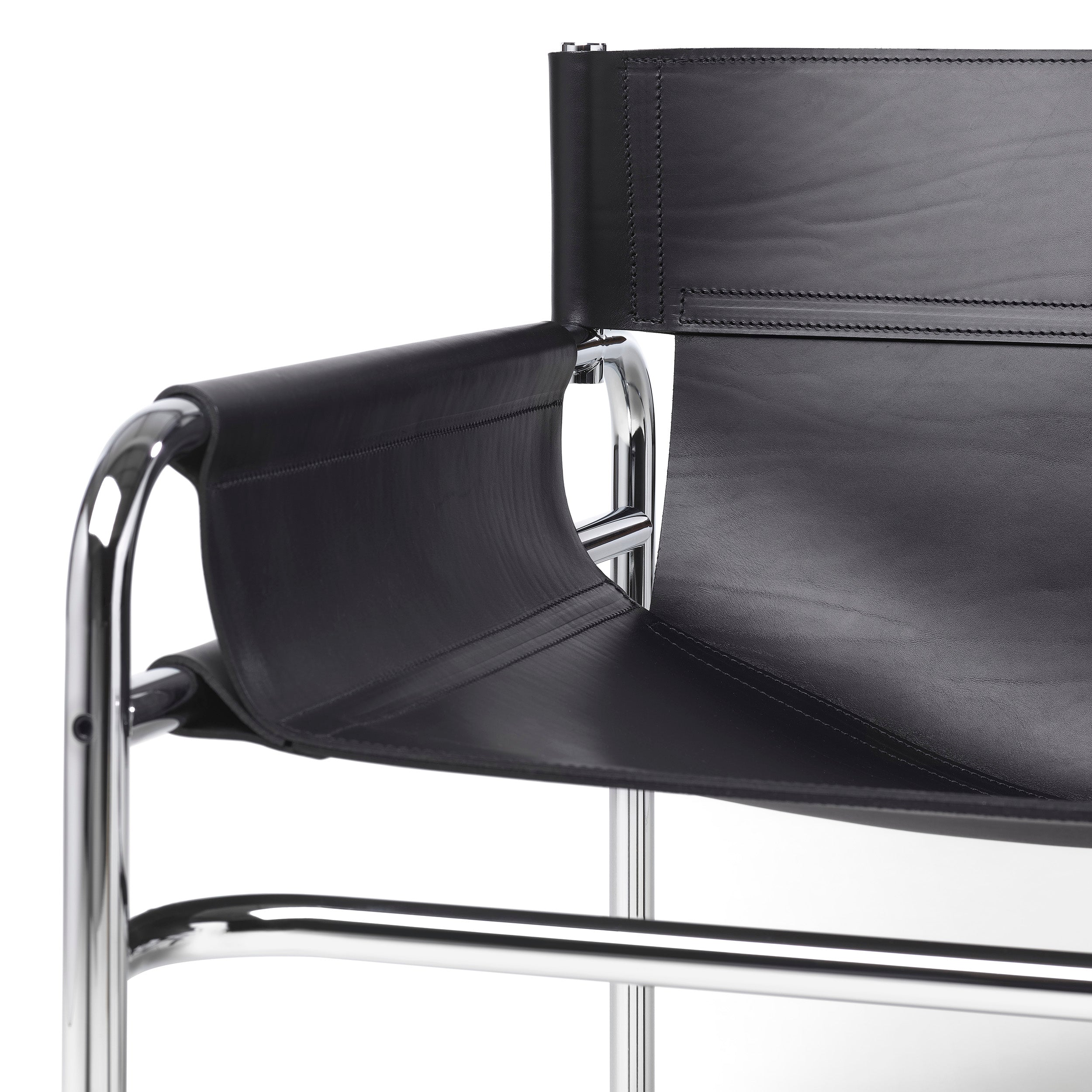 SZ14 Armchair: DI