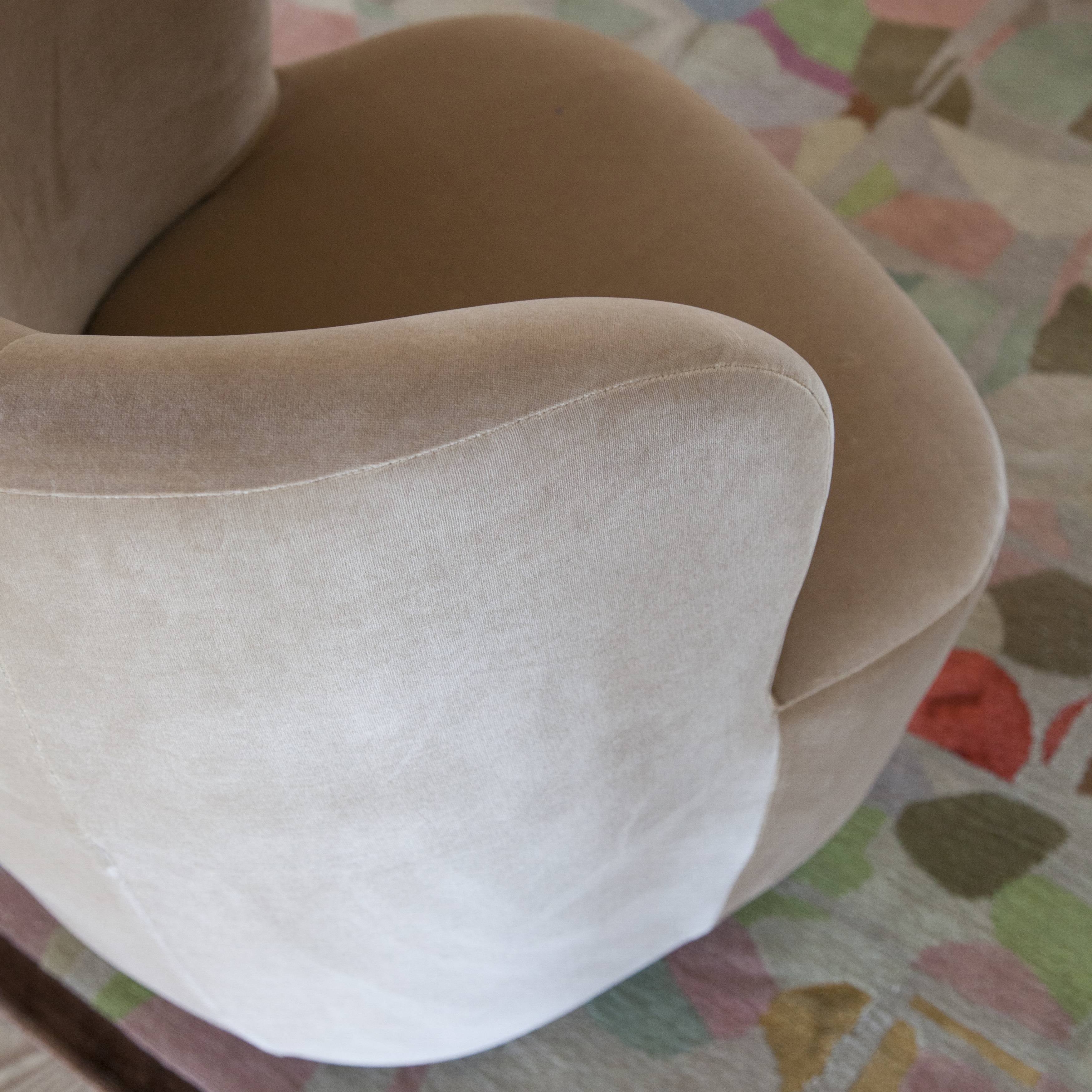 Stay Lounge Chair: Large + Black Base