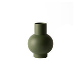 Strom Vase: Large - 9.4