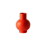 Strom Vase: Large - 9.4