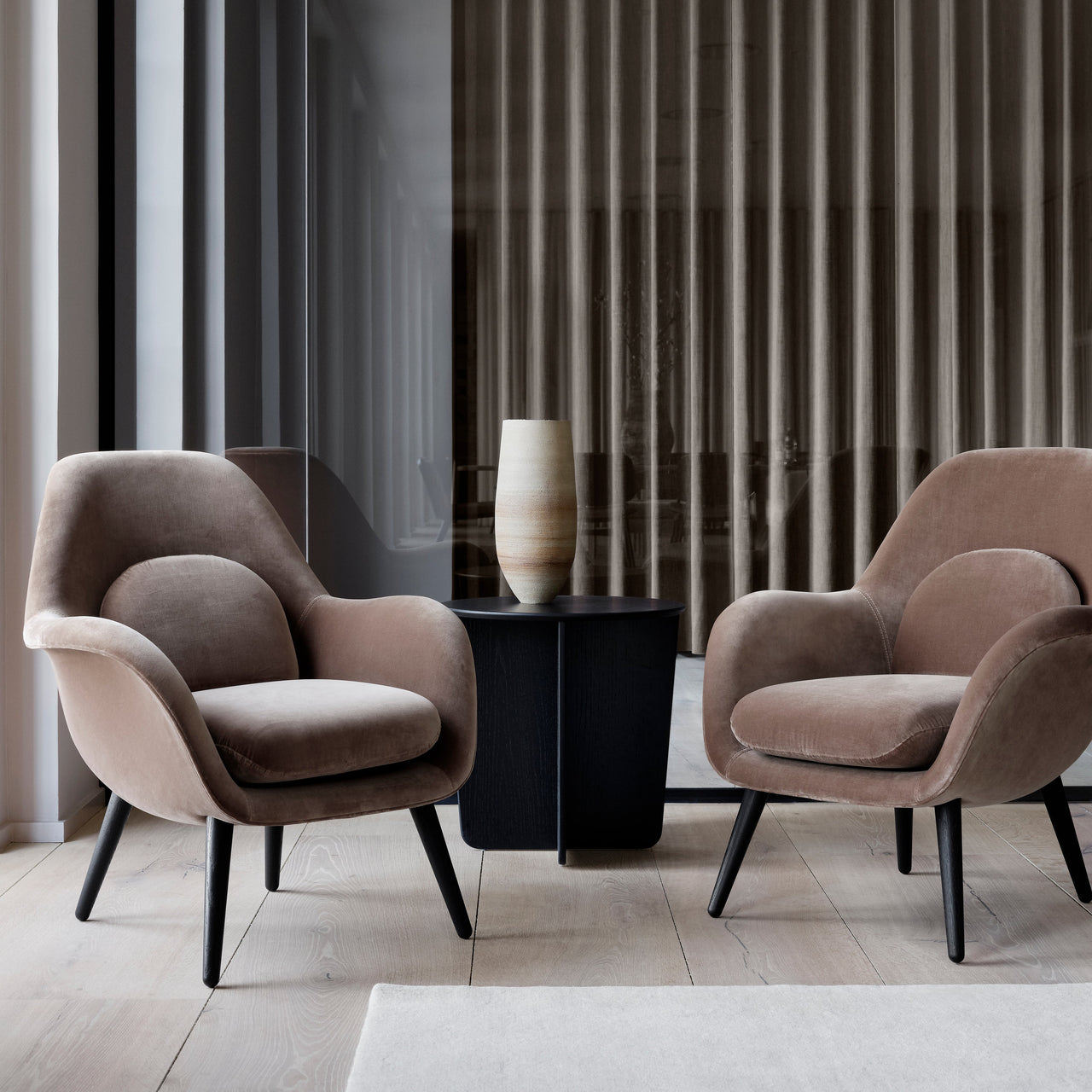 Swoon Lounge Chair PetitL: LS