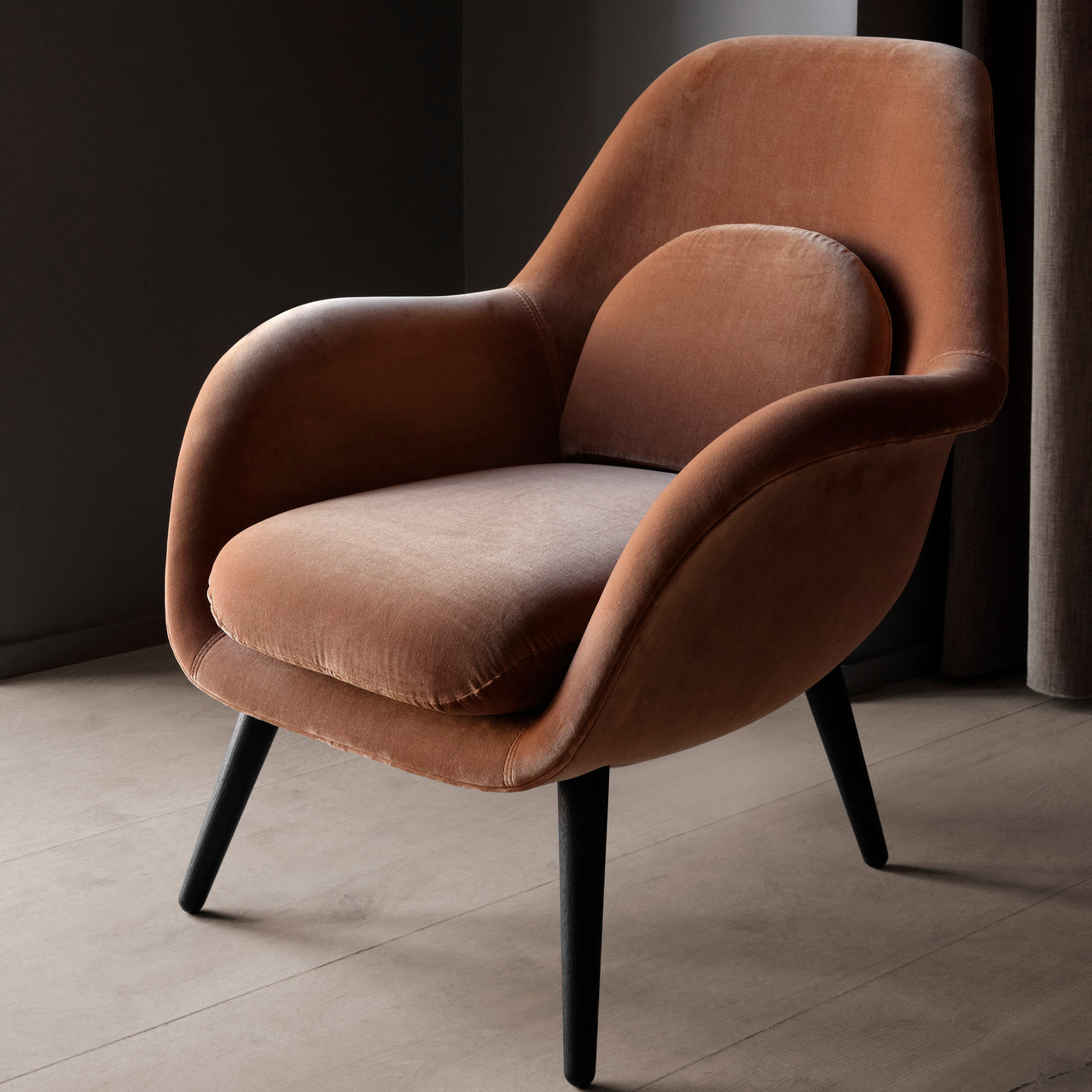 Swoon Lounge Chair PetitL: LS