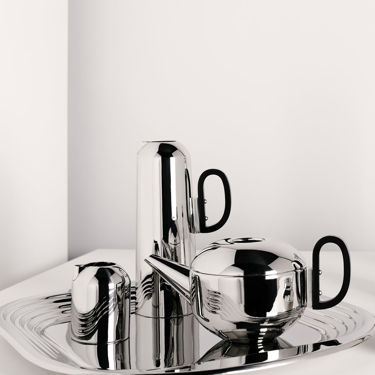 Form Milk Jug: Stainless Steel