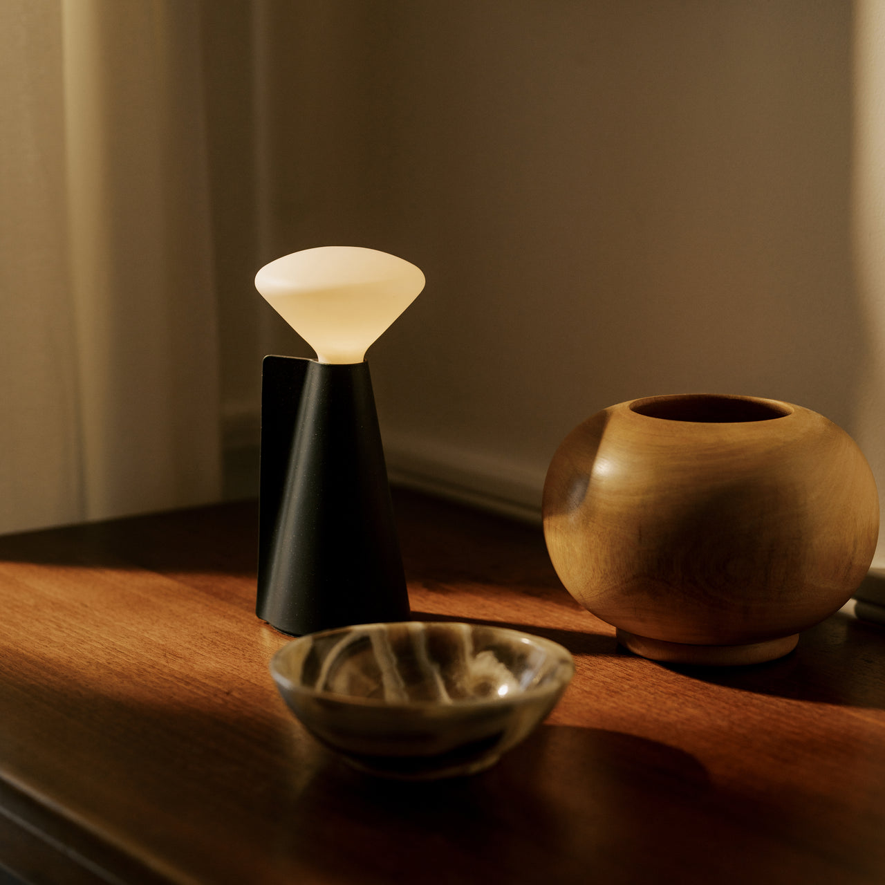 Mantle Portable Lamp