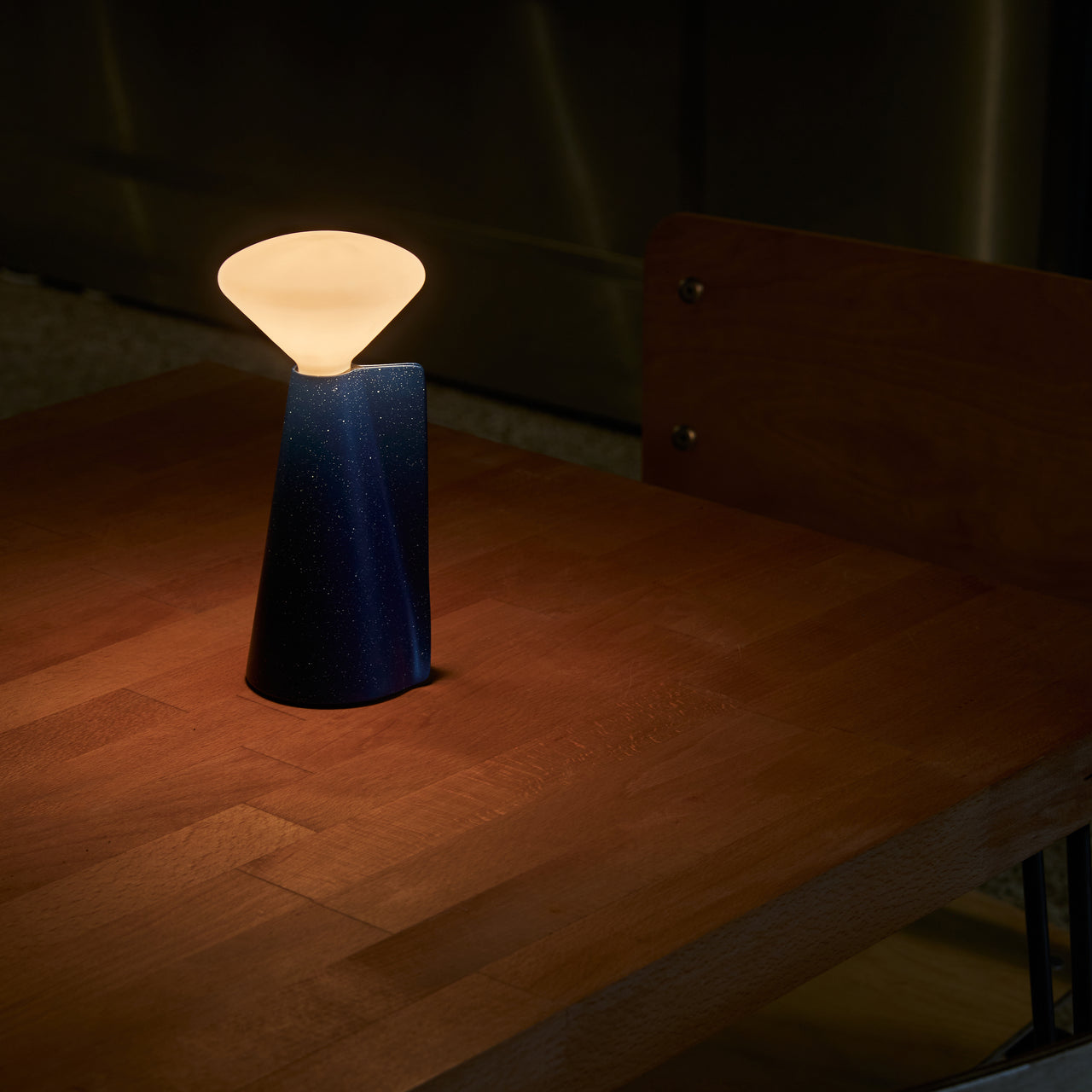 Mantle Portable Lamp