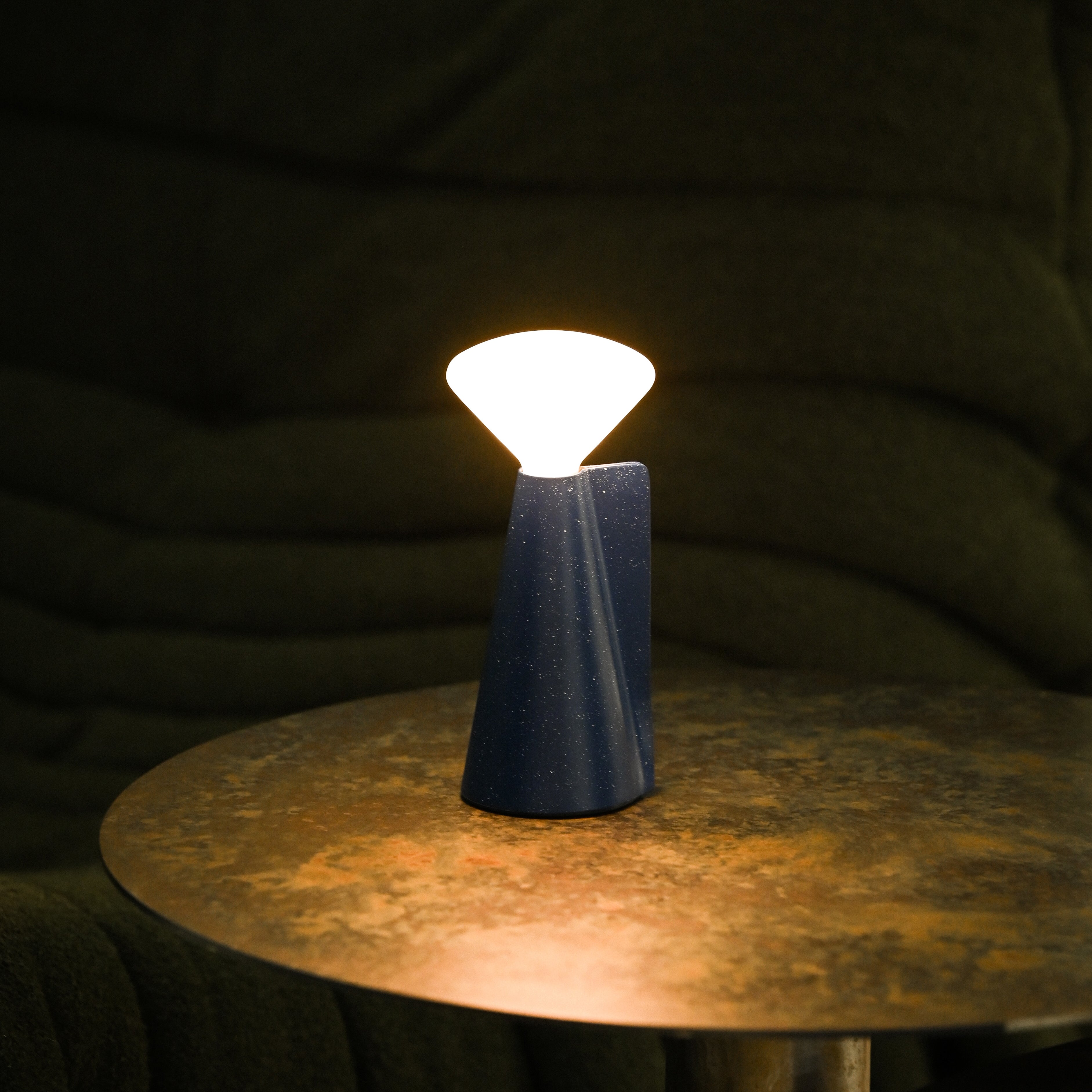 Mantle Portable Lamp