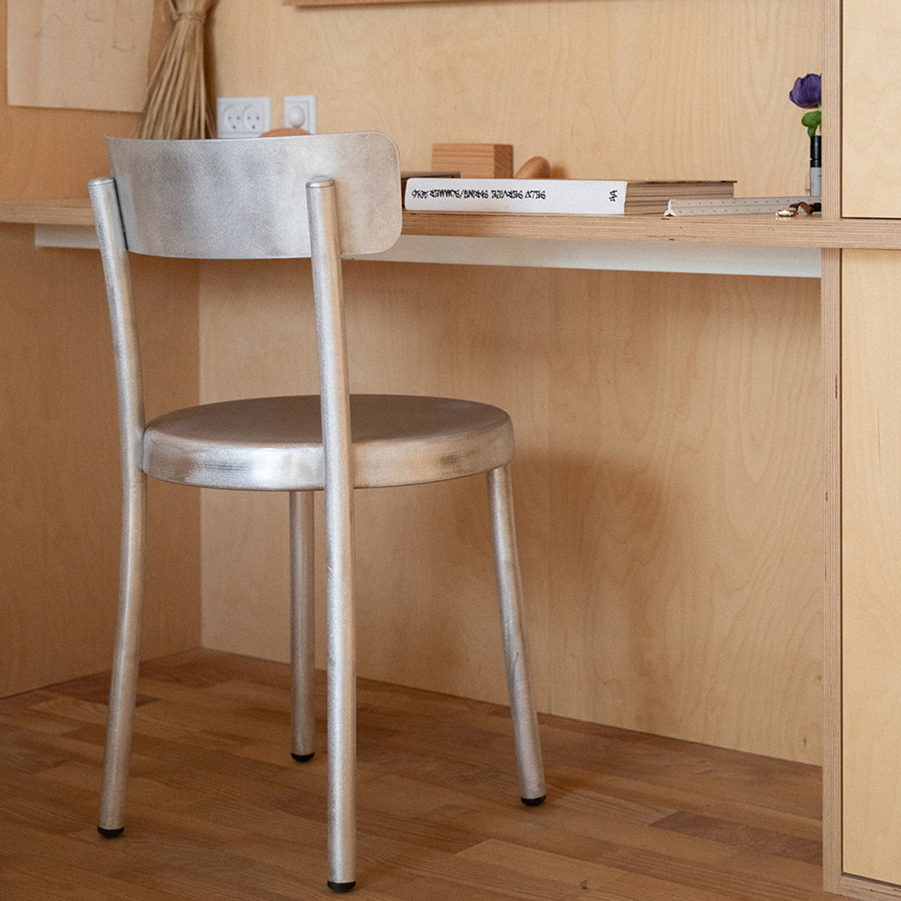 Tasca Chair: LS