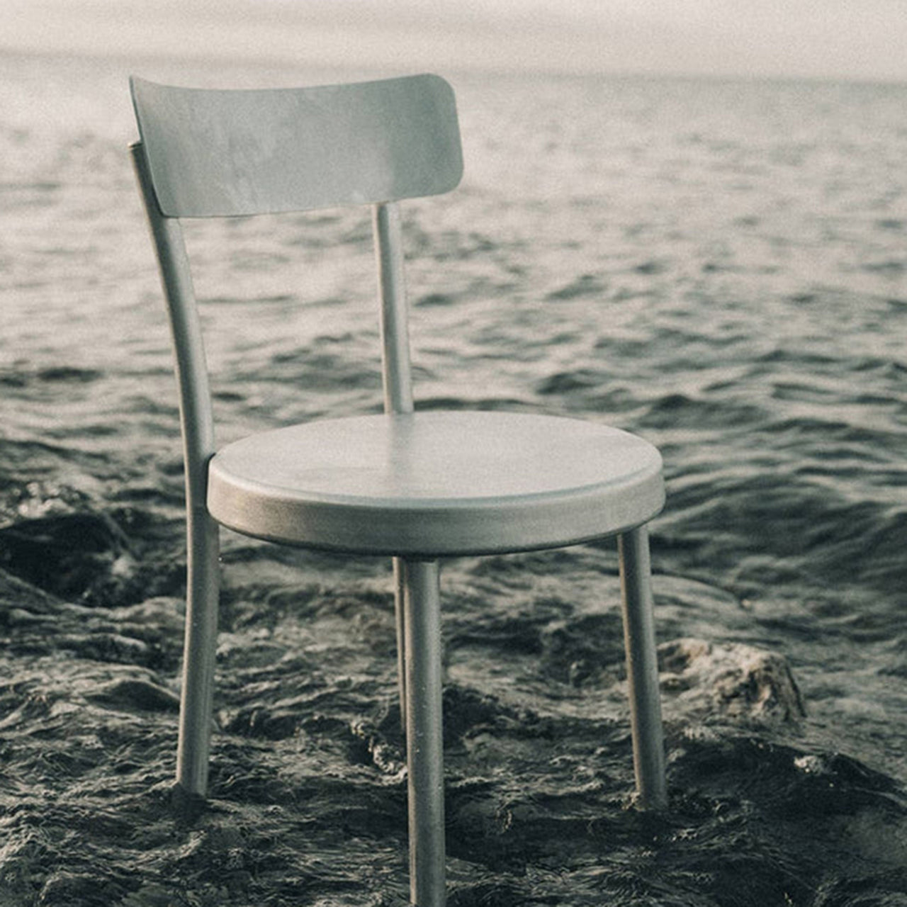 Tasca Chair: LS