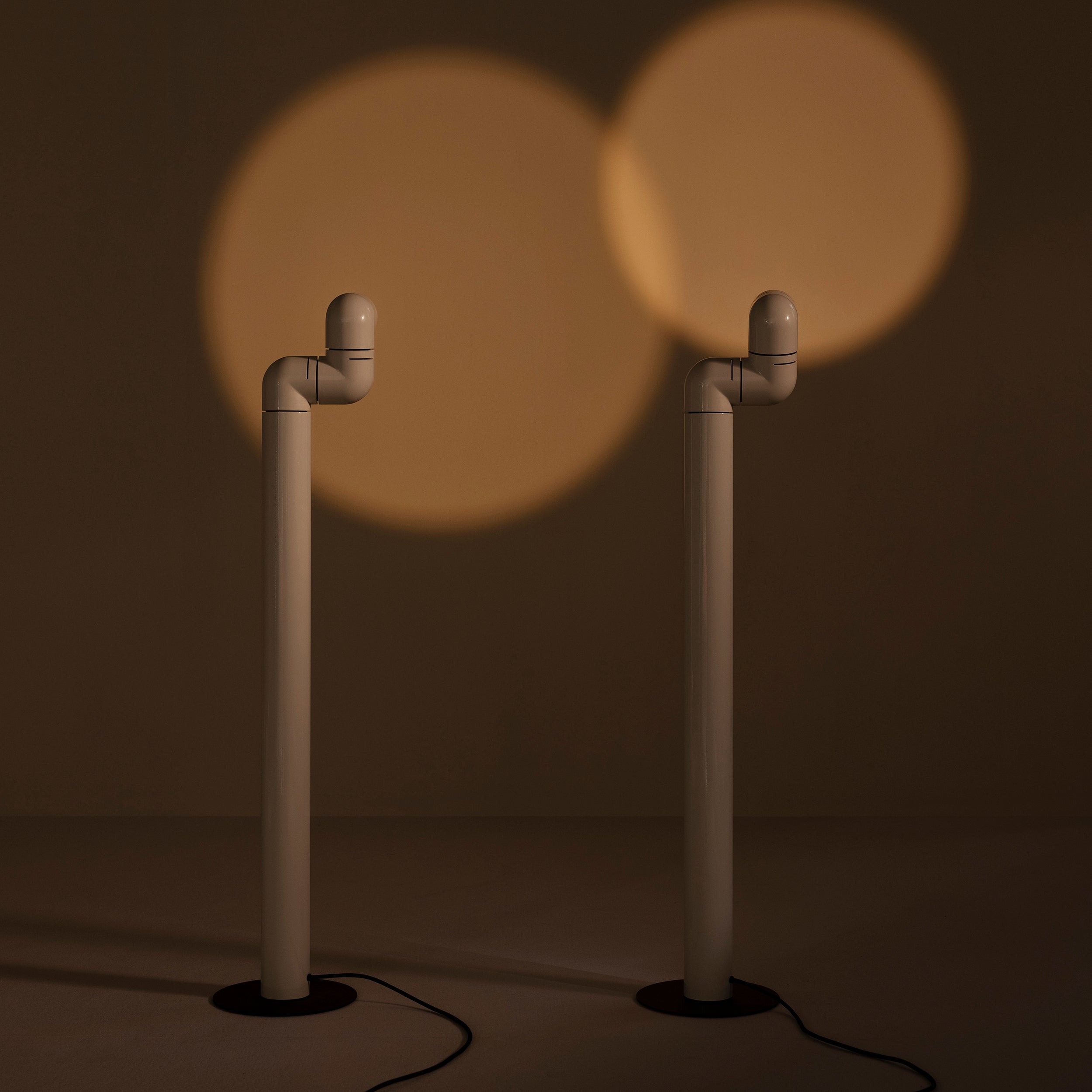 Tatu Floor Lamp